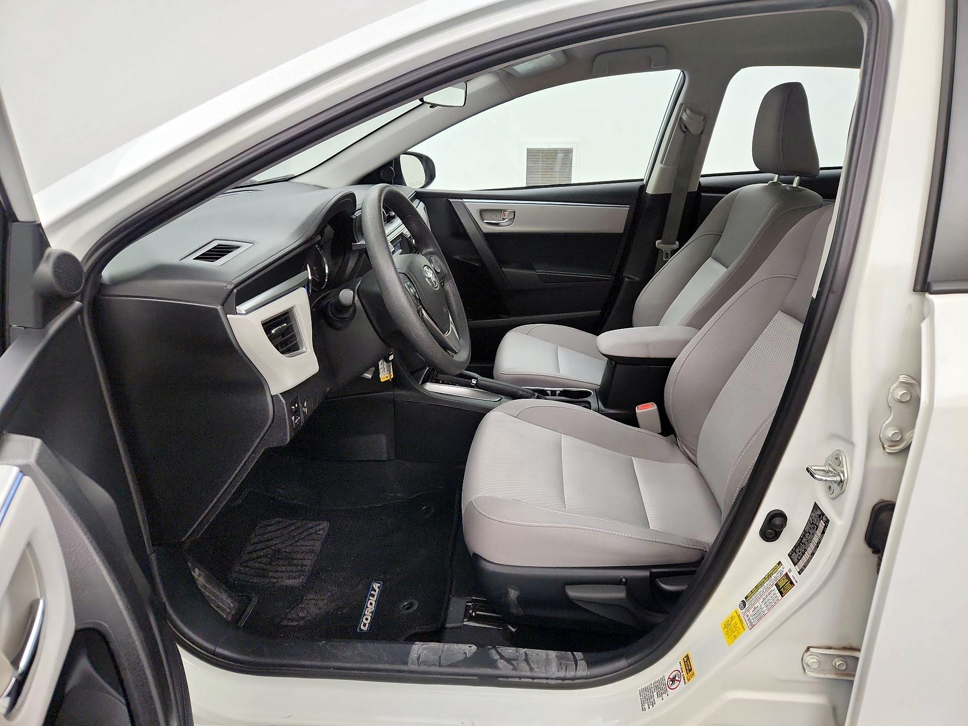 Thumbnail: 2015 Toyota Corolla - 11