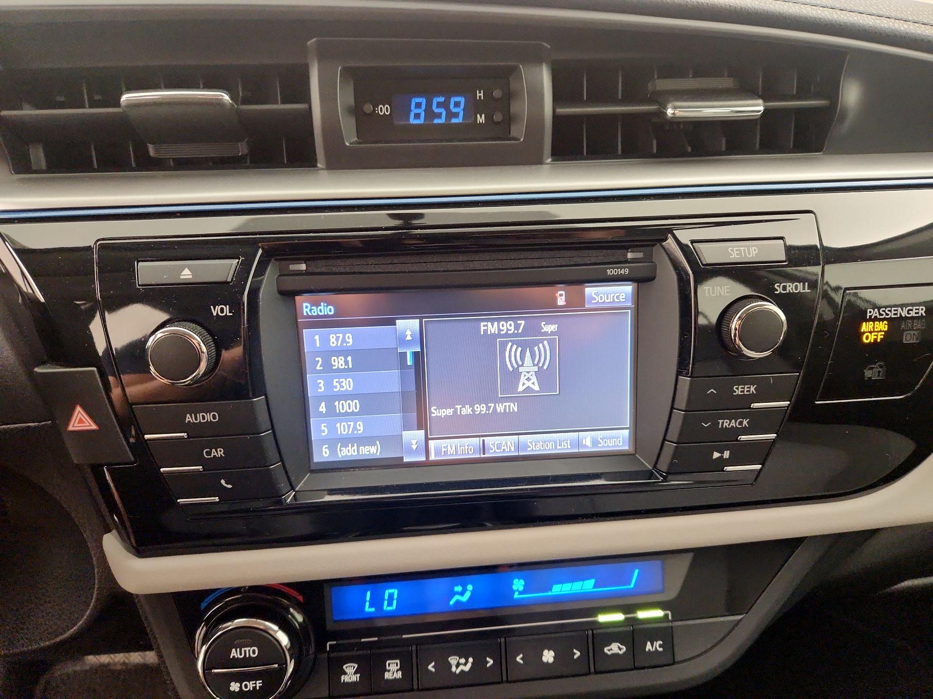 Thumbnail: 2015 Toyota Corolla - 15