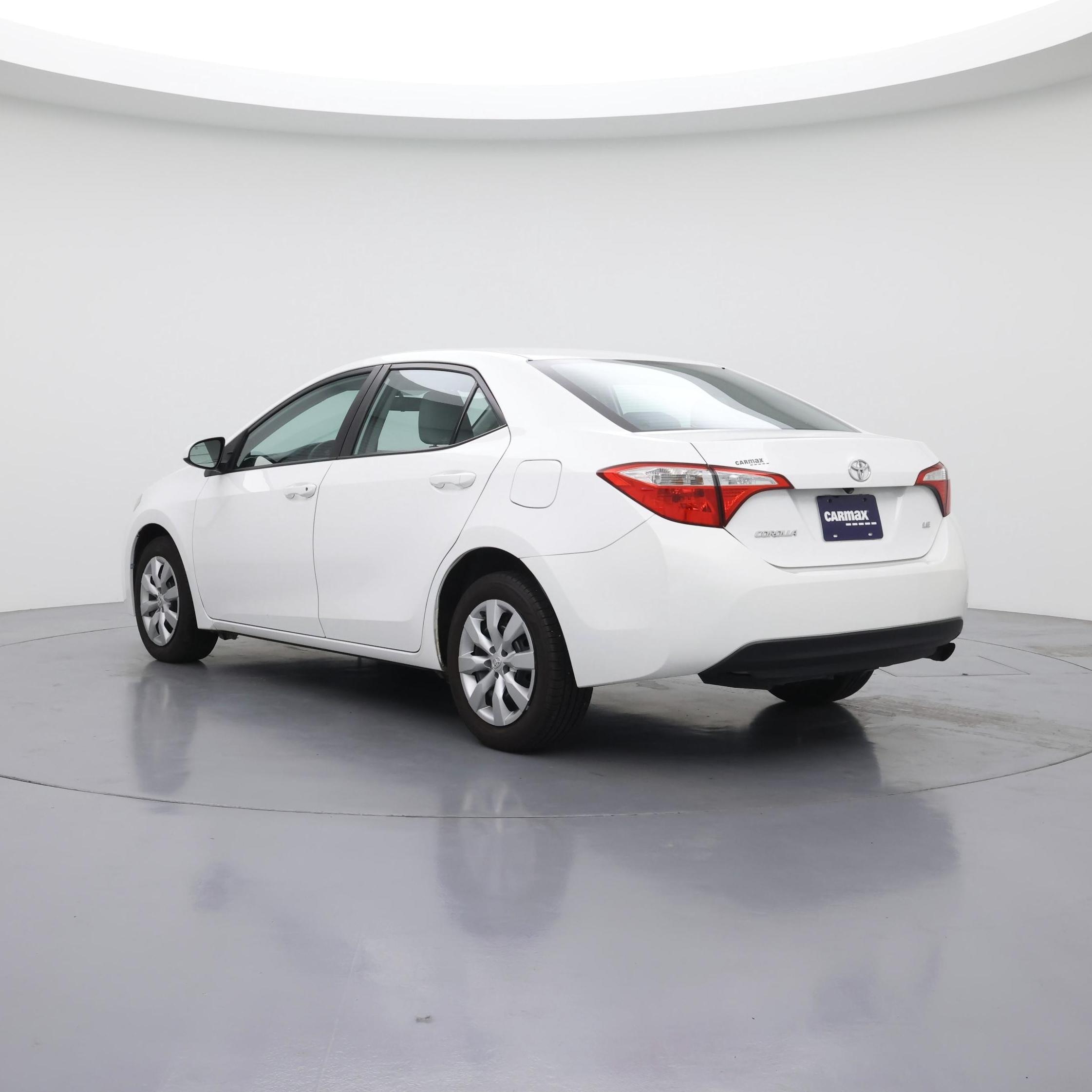 Thumbnail: 2015 Toyota Corolla - 2