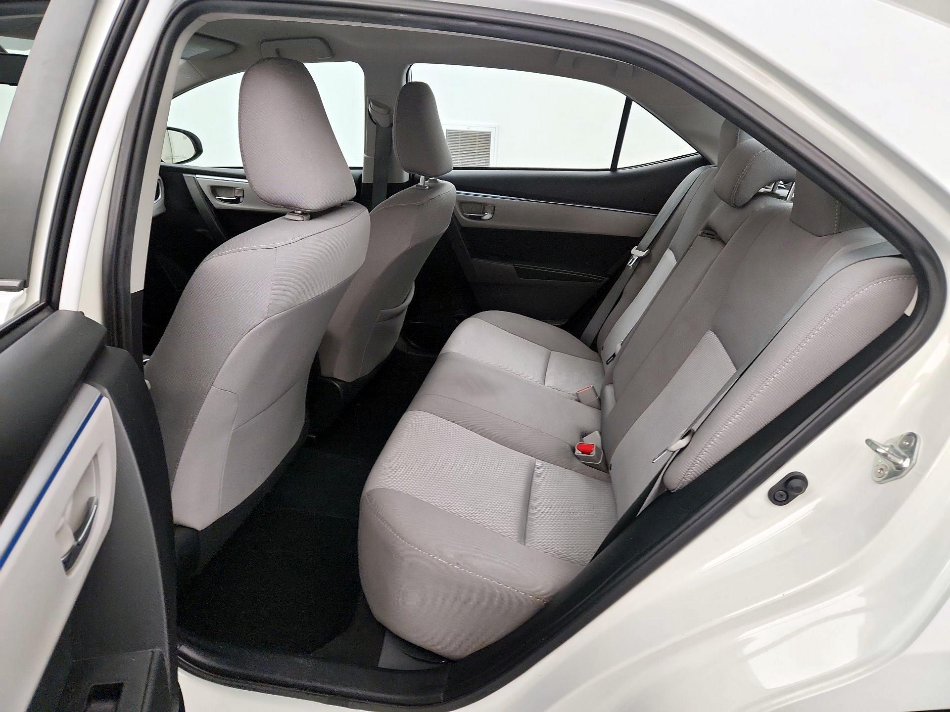 Thumbnail: 2015 Toyota Corolla - 19