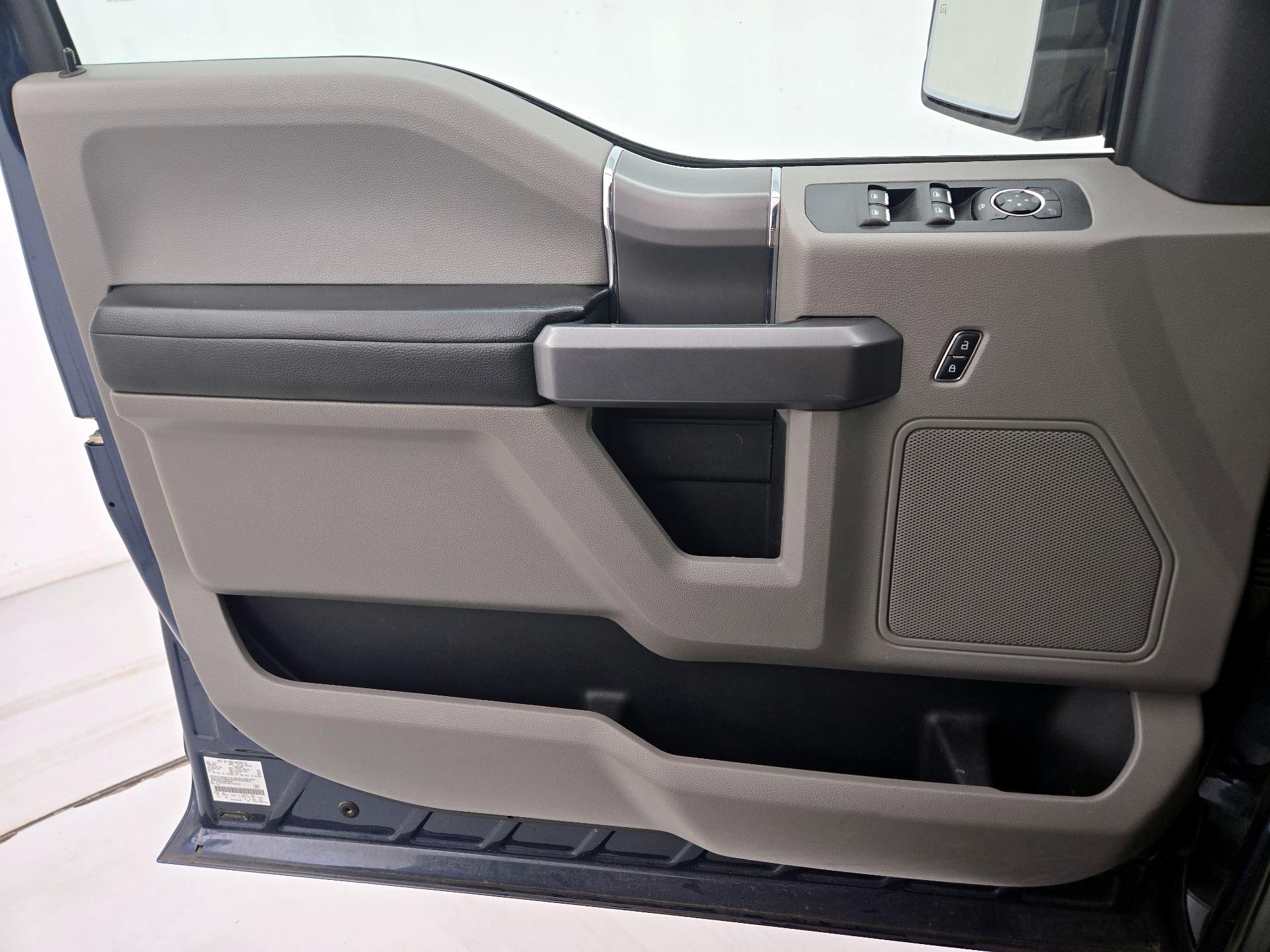 Thumbnail: 2015 Ford F-150 - 12