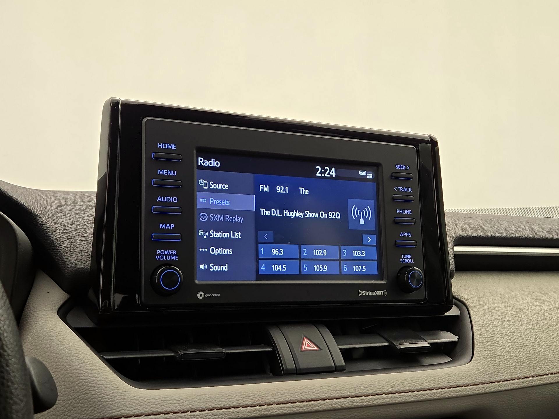 Thumbnail: 2021 Toyota RAV4 - 15