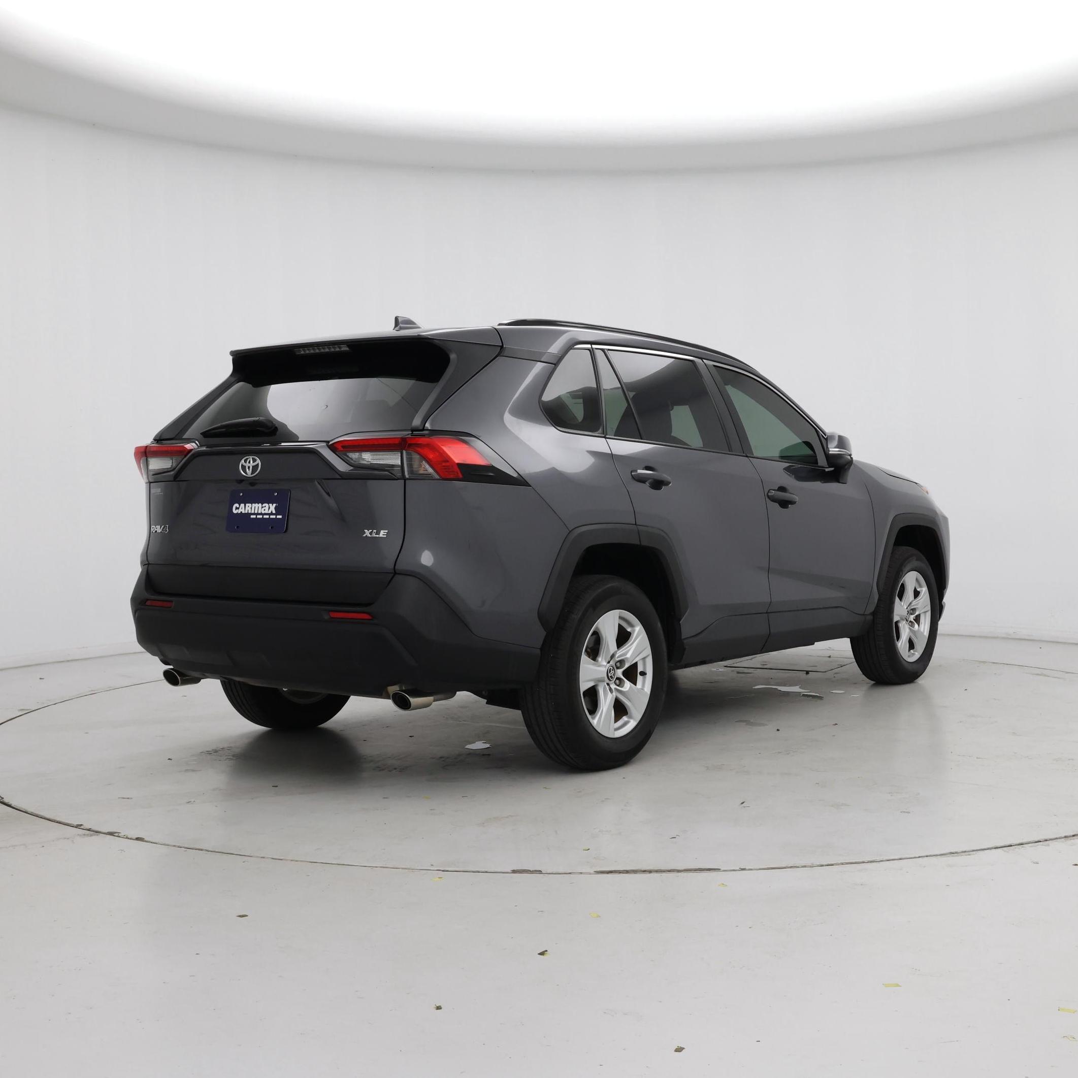 Thumbnail: 2021 Toyota RAV4 - 8