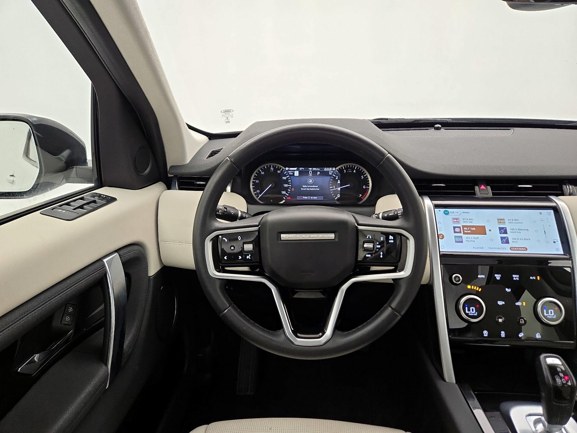 Thumbnail: 2023 Land Rover Discovery Sport - 10