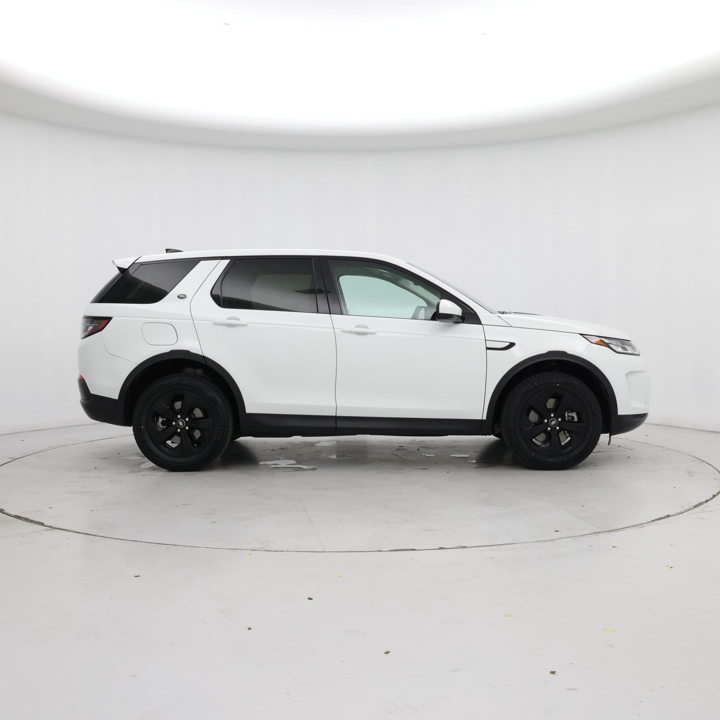 Thumbnail: 2023 Land Rover Discovery Sport - 7