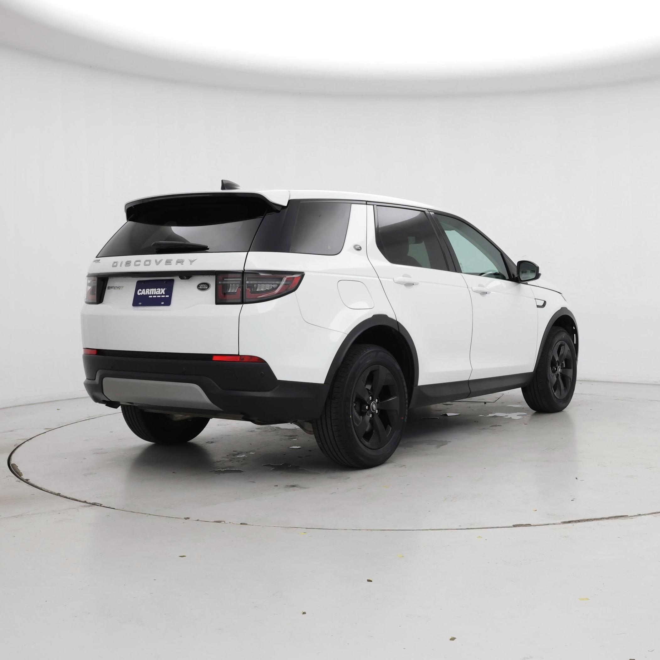 Thumbnail: 2023 Land Rover Discovery Sport - 8