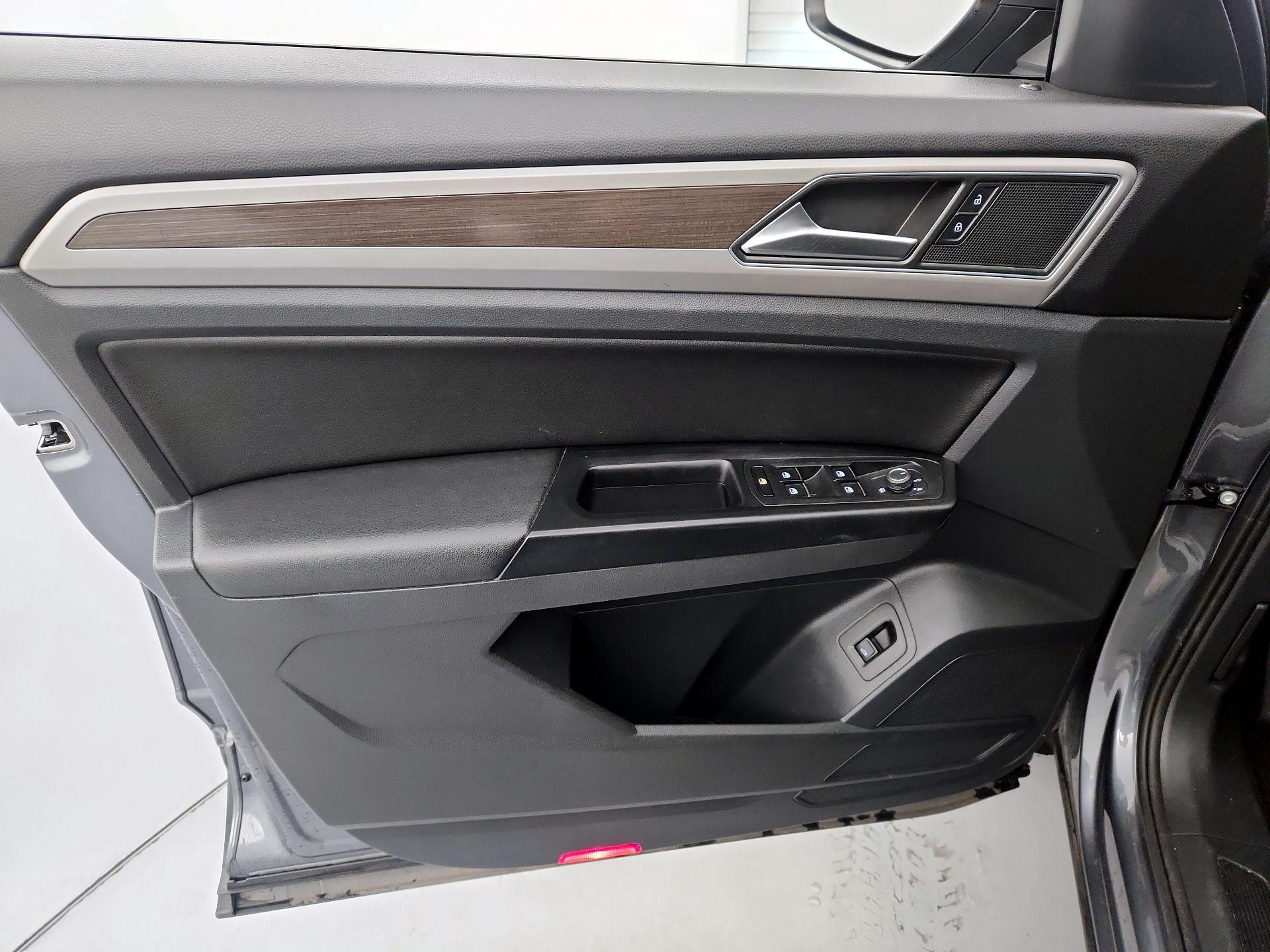 Thumbnail: 2019 Volkswagen Atlas - 12