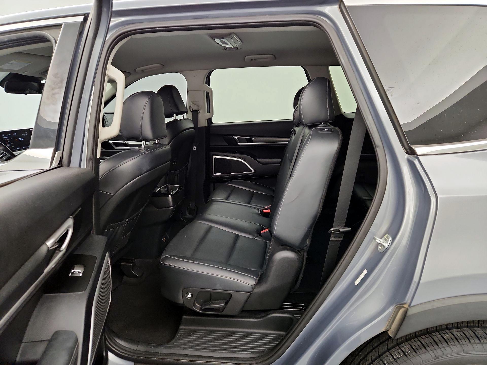 Thumbnail: 2020 Kia Telluride - 19