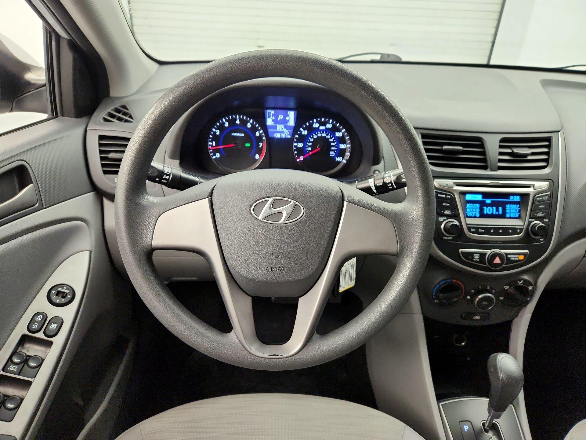 Thumbnail: 2016 Hyundai Accent - 10