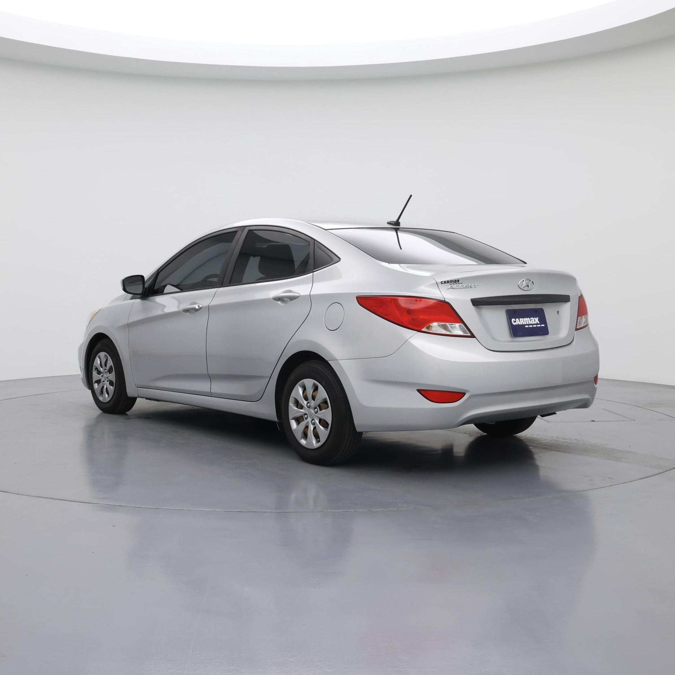 Thumbnail: 2016 Hyundai Accent - 2