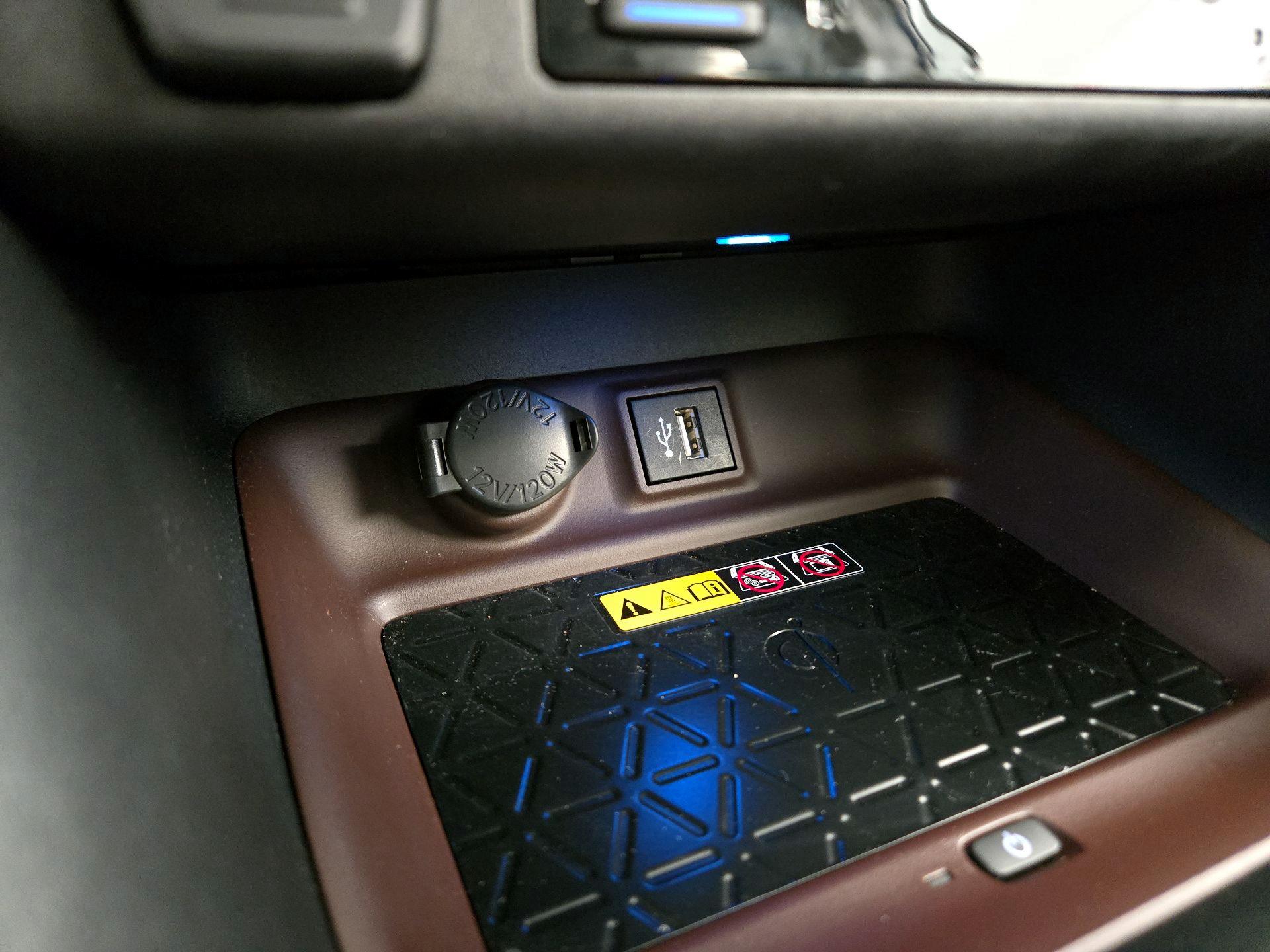 Thumbnail: 2025 Toyota RAV4 - 18