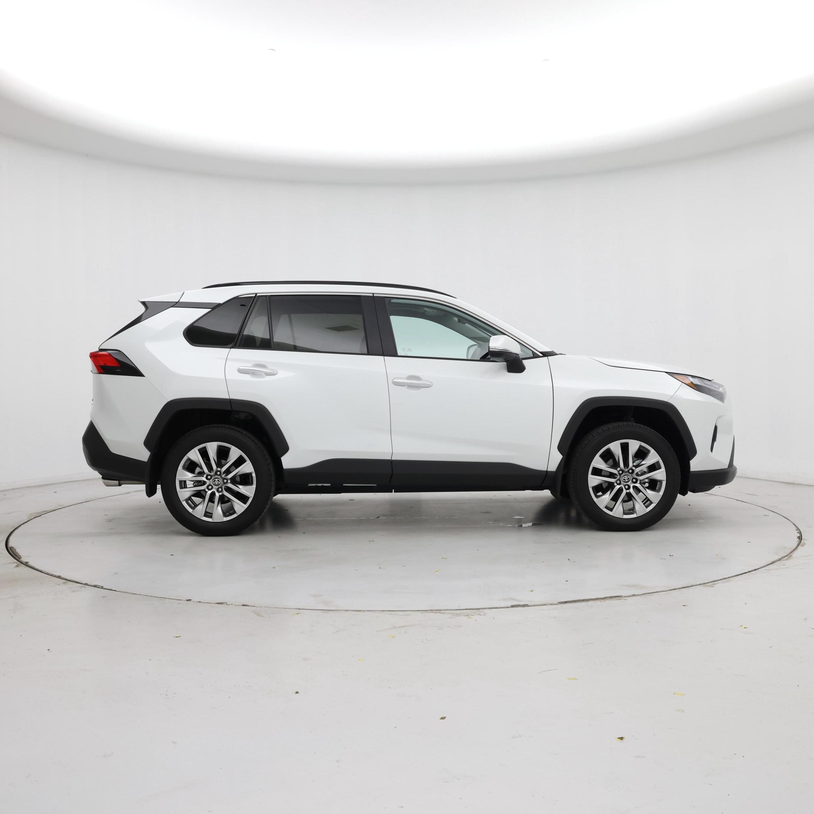 Thumbnail: 2025 Toyota RAV4 - 7