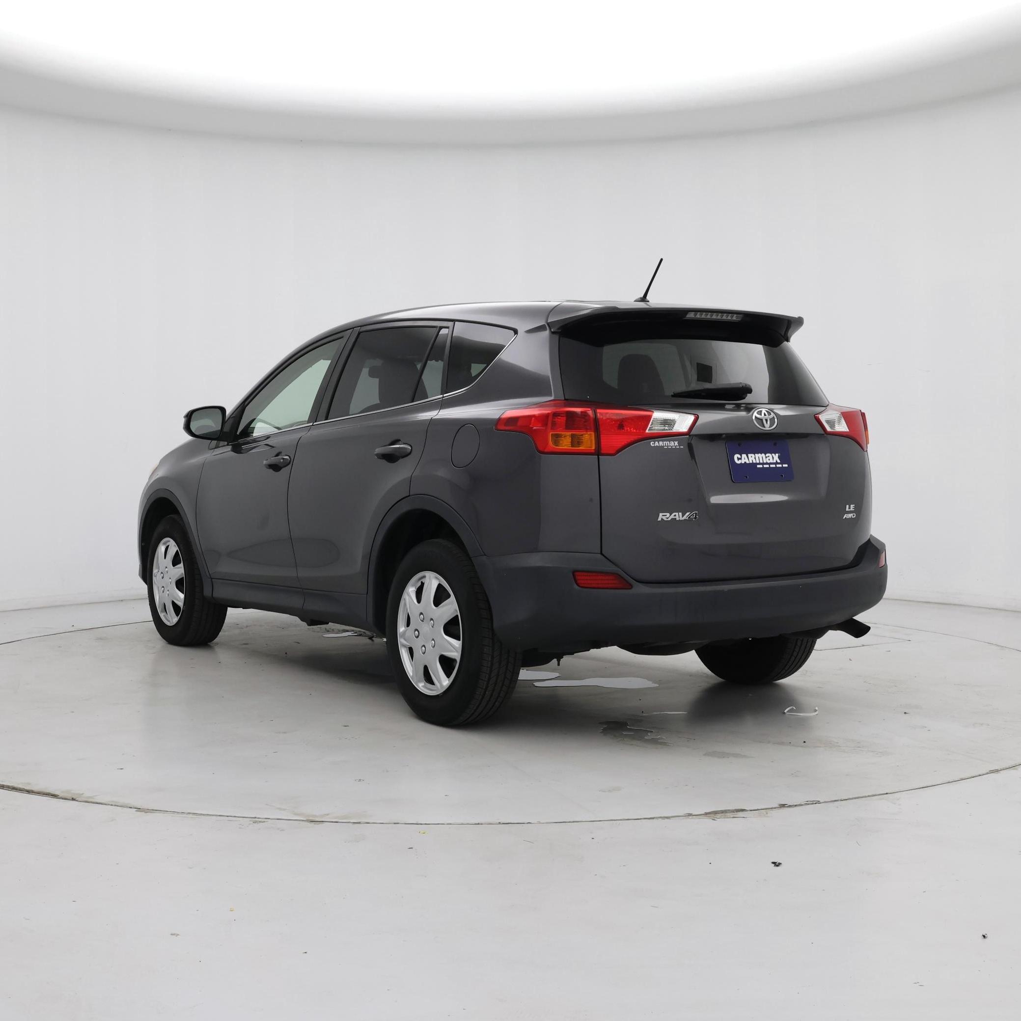 Thumbnail: 2015 Toyota RAV4 - 2