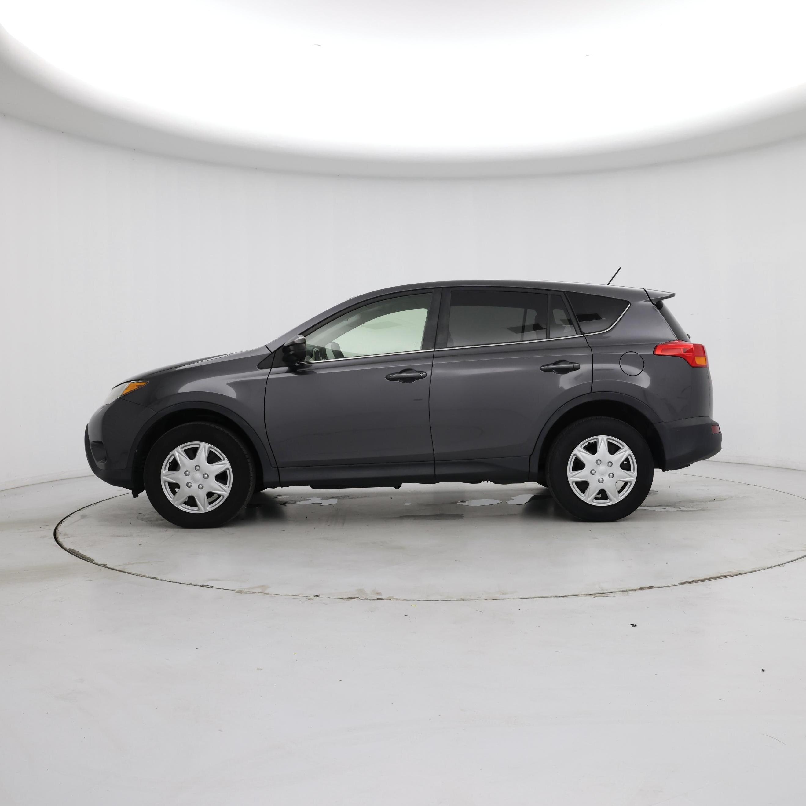 Thumbnail: 2015 Toyota RAV4 - 3