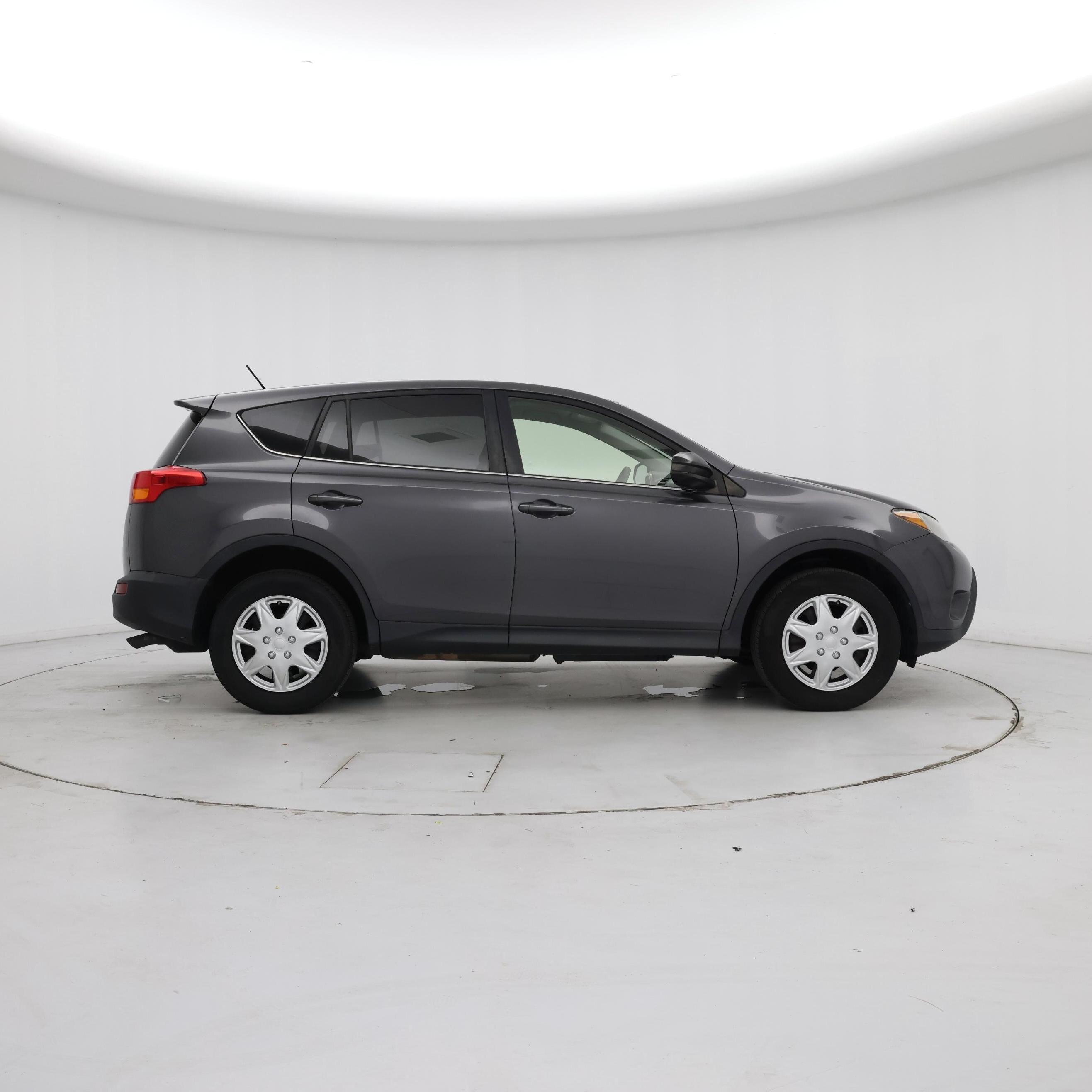 Thumbnail: 2015 Toyota RAV4 - 7