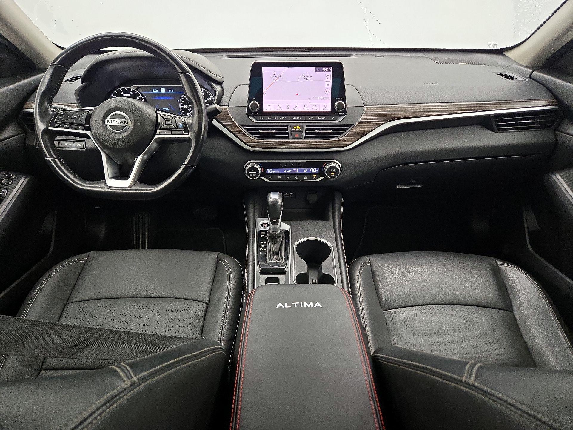 Thumbnail: 2019 Nissan Altima - 9