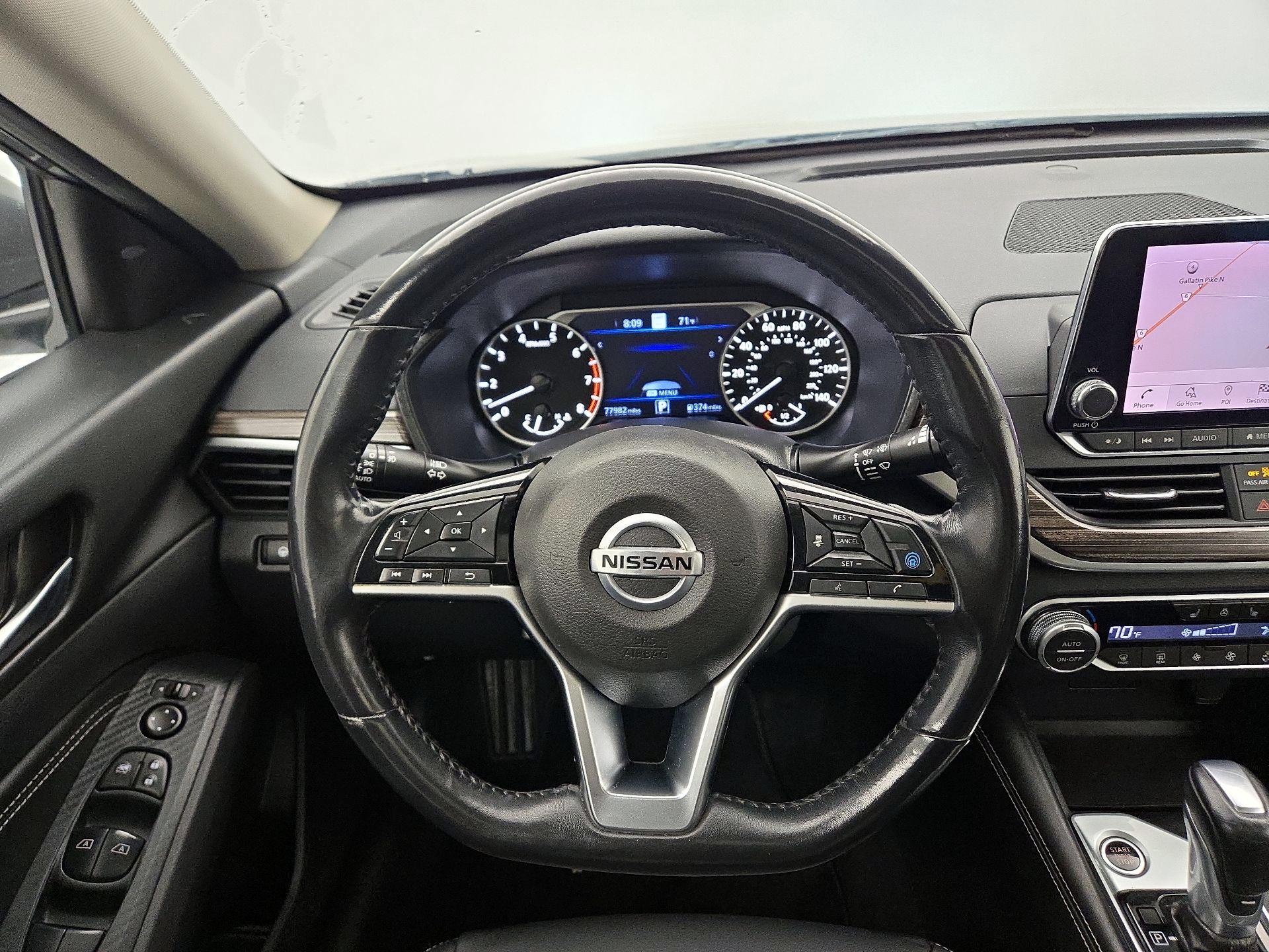 Thumbnail: 2019 Nissan Altima - 10