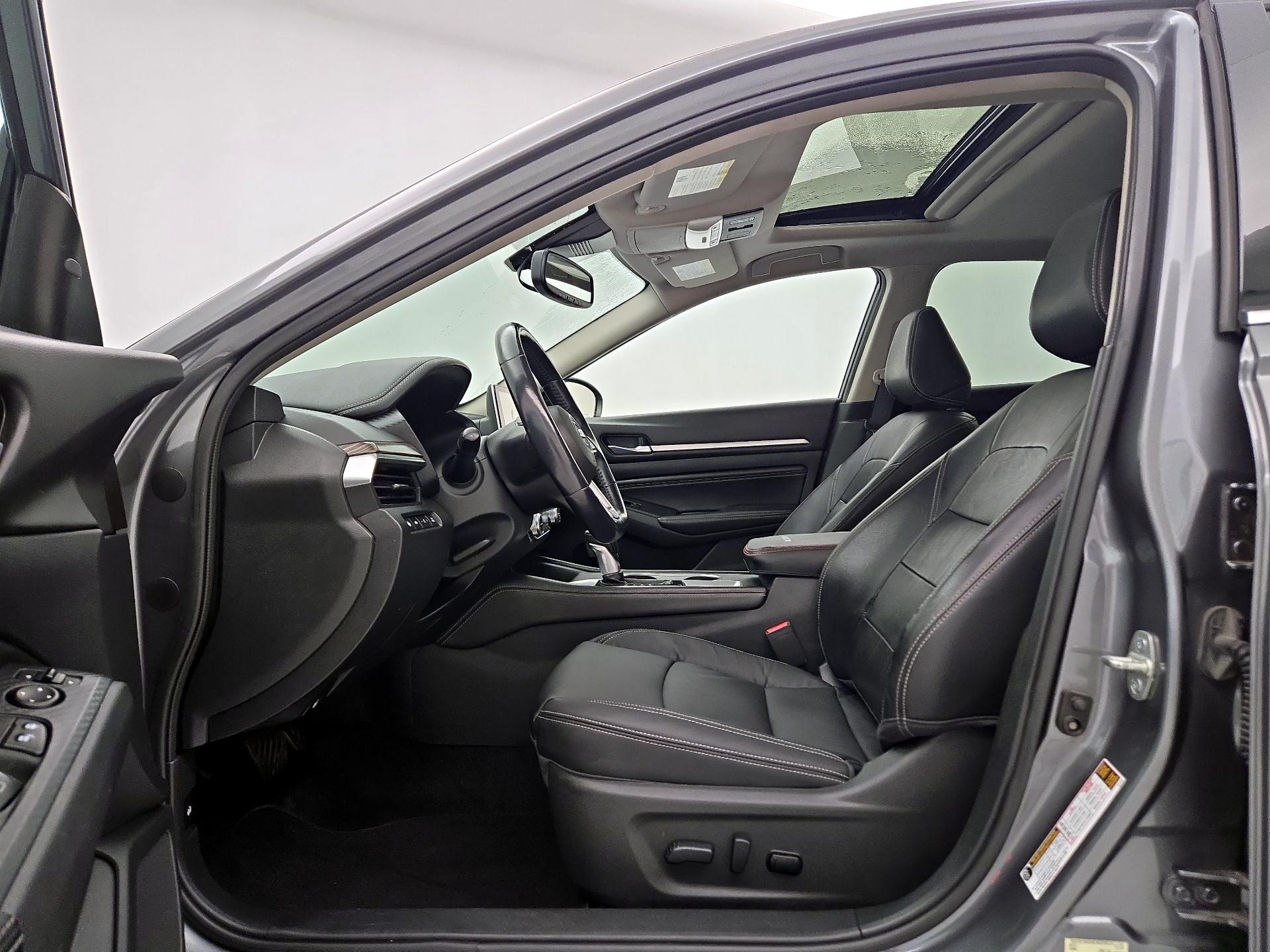 Thumbnail: 2019 Nissan Altima - 11