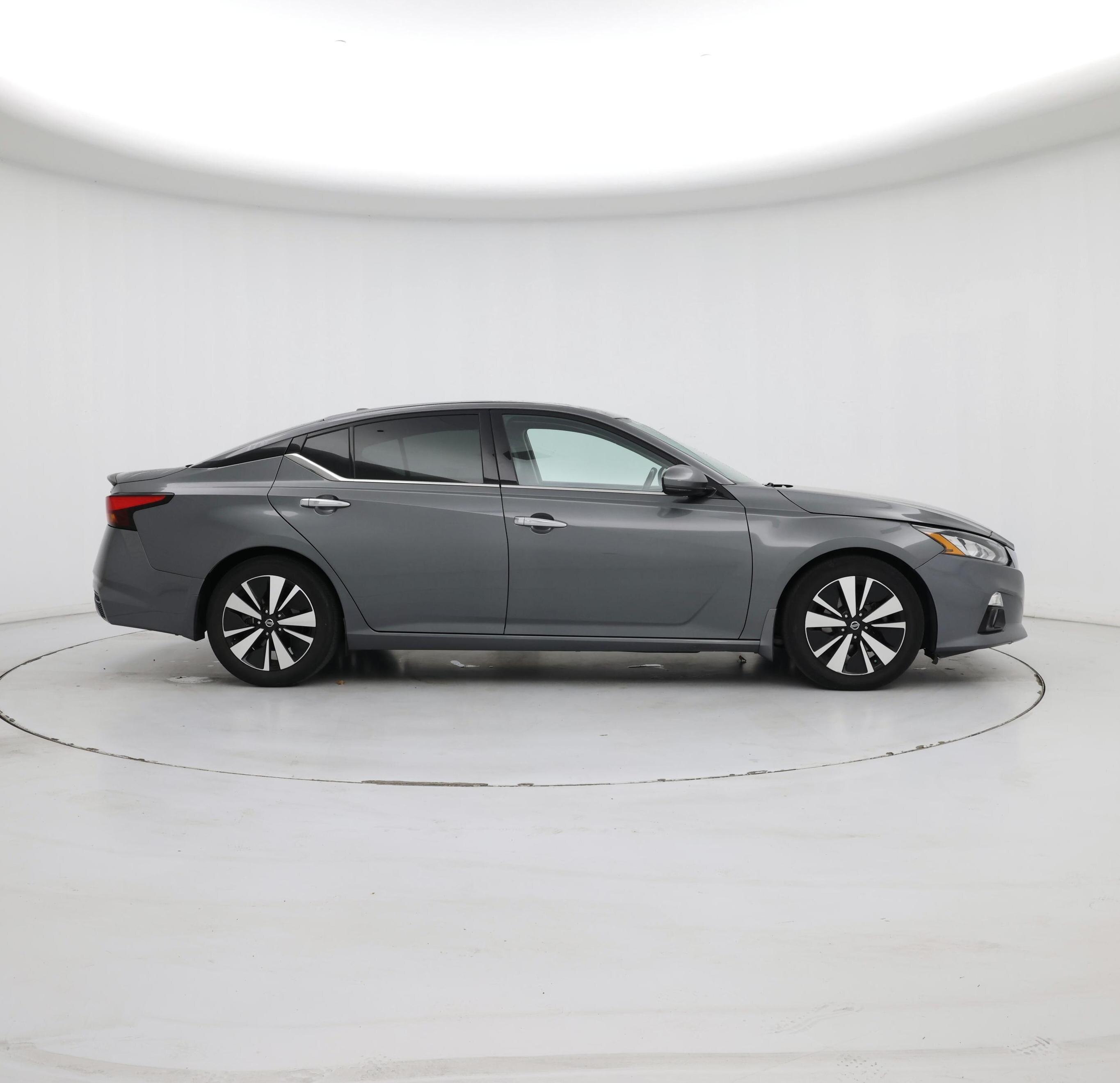 Thumbnail: 2019 Nissan Altima - 7
