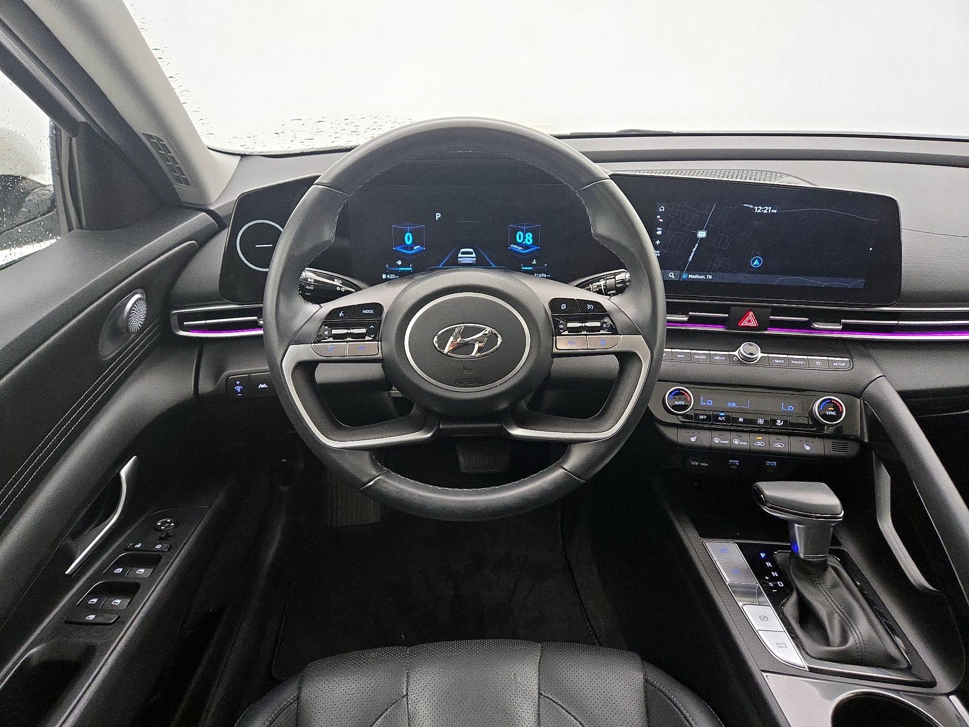 Thumbnail: 2023 Hyundai Elantra - 10