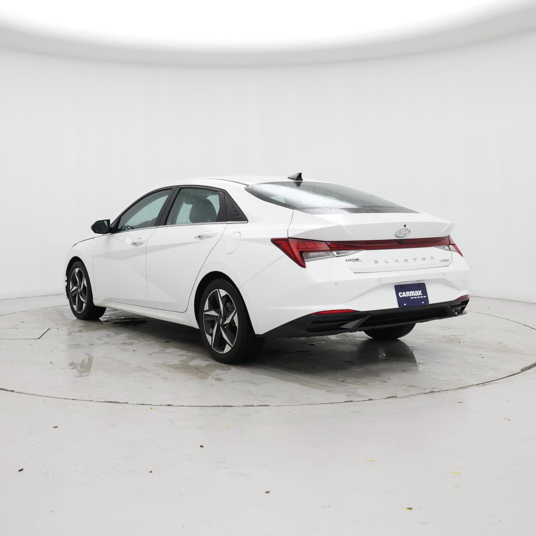 Thumbnail: 2023 Hyundai Elantra - 2