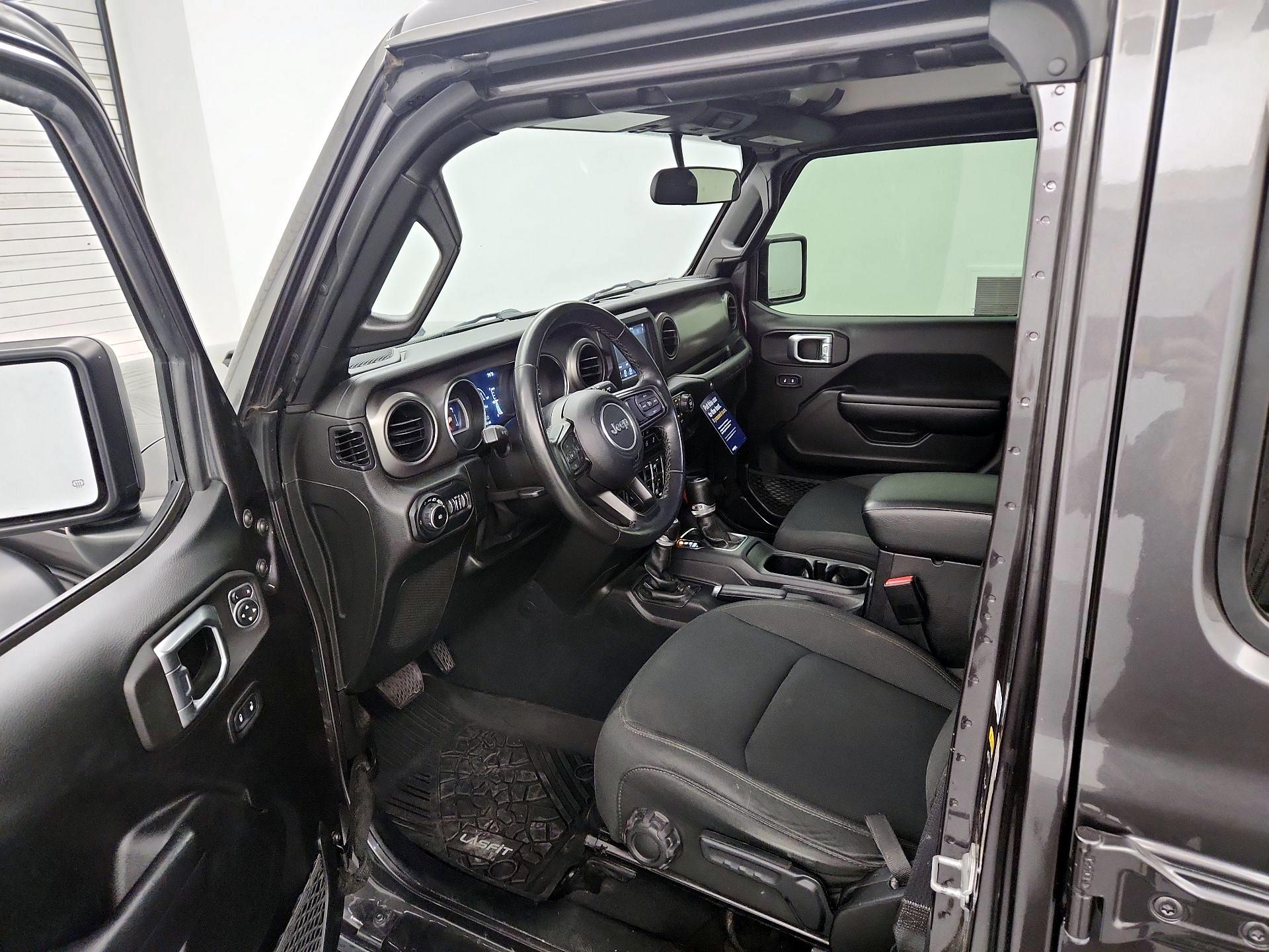Thumbnail: 2021 Jeep Wrangler - 11