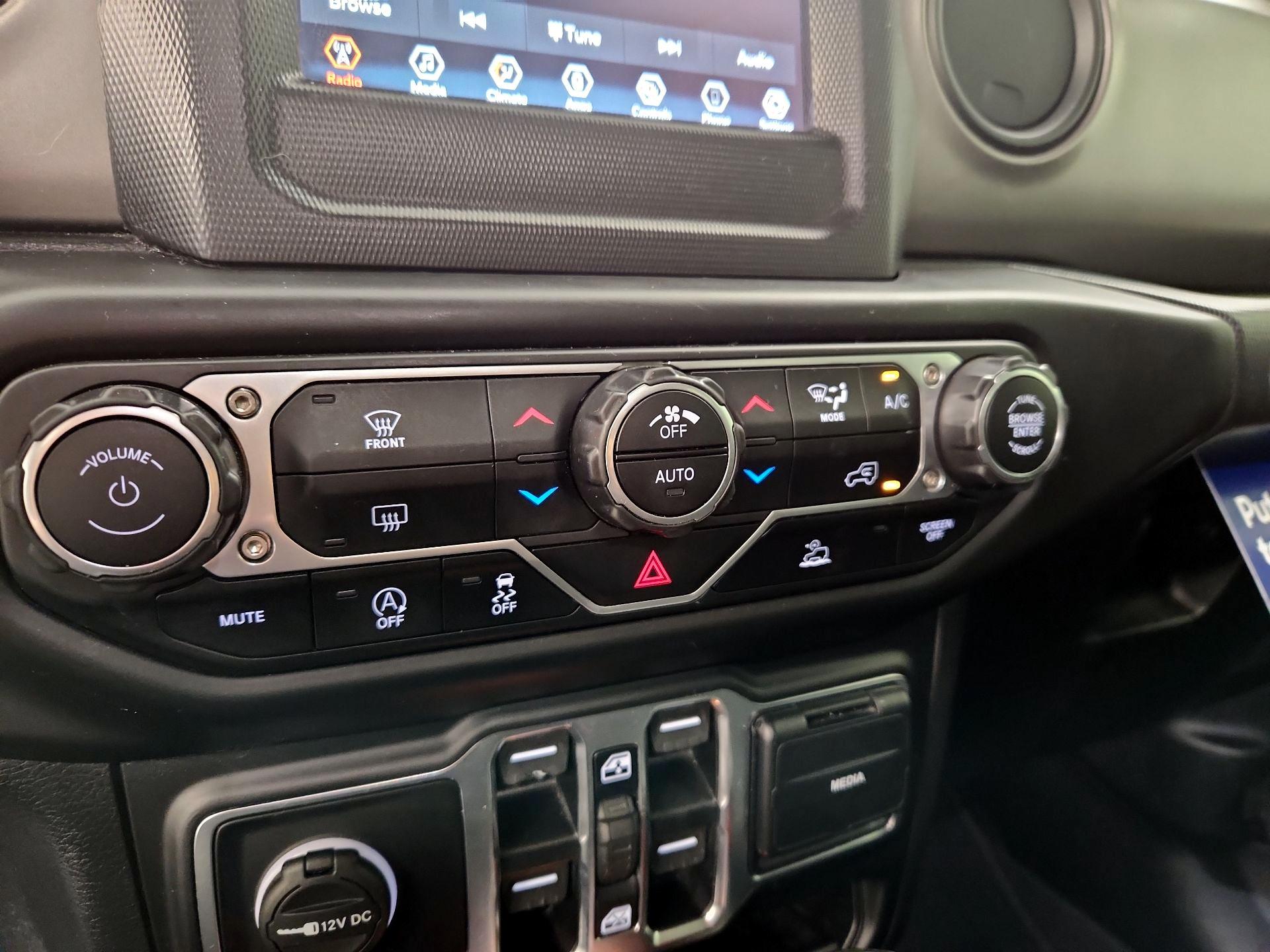 Thumbnail: 2021 Jeep Wrangler - 16