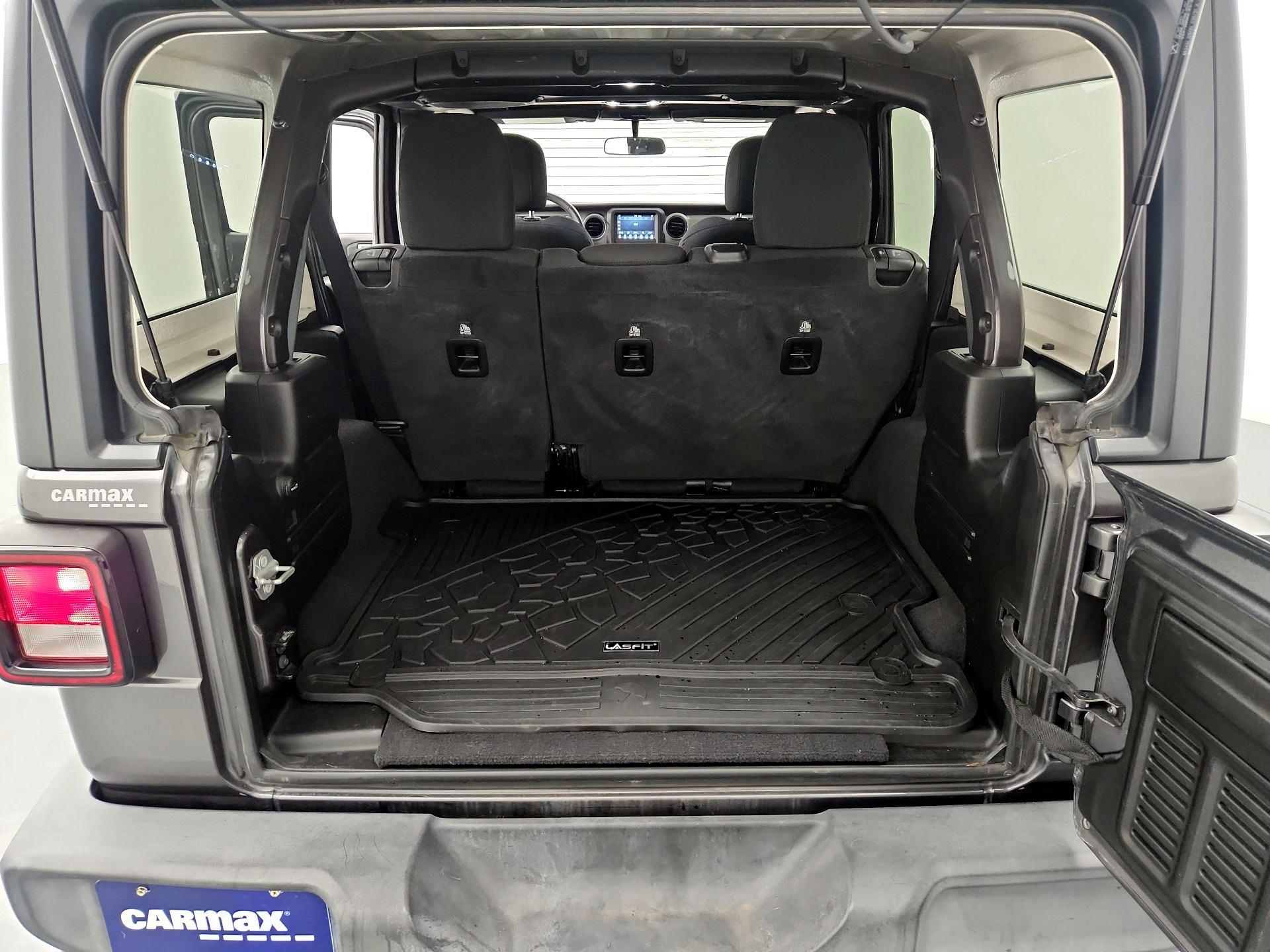 Thumbnail: 2021 Jeep Wrangler - 20