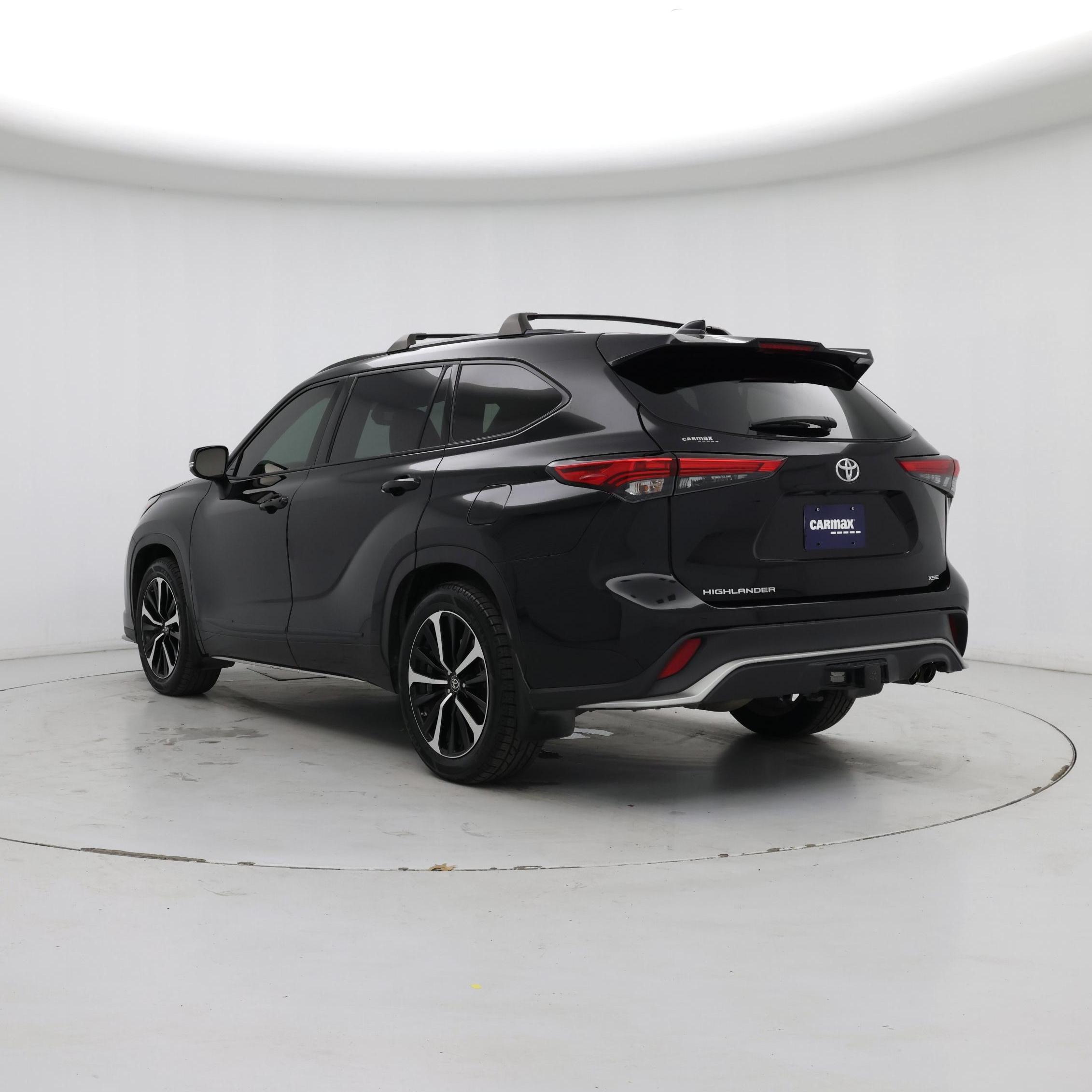 Thumbnail: 2021 Toyota Highlander - 2