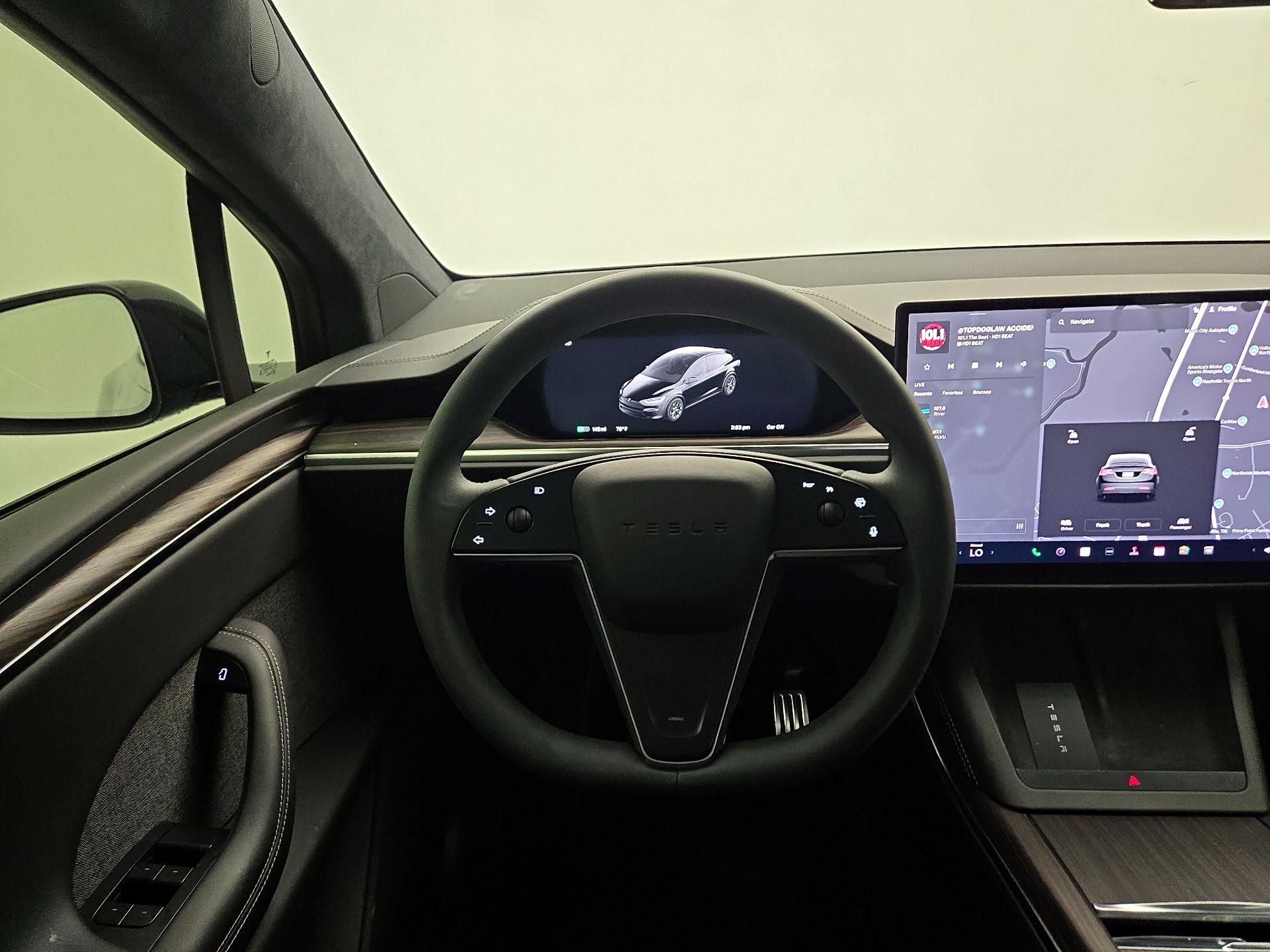 Thumbnail: 2023 Tesla Model X - 10