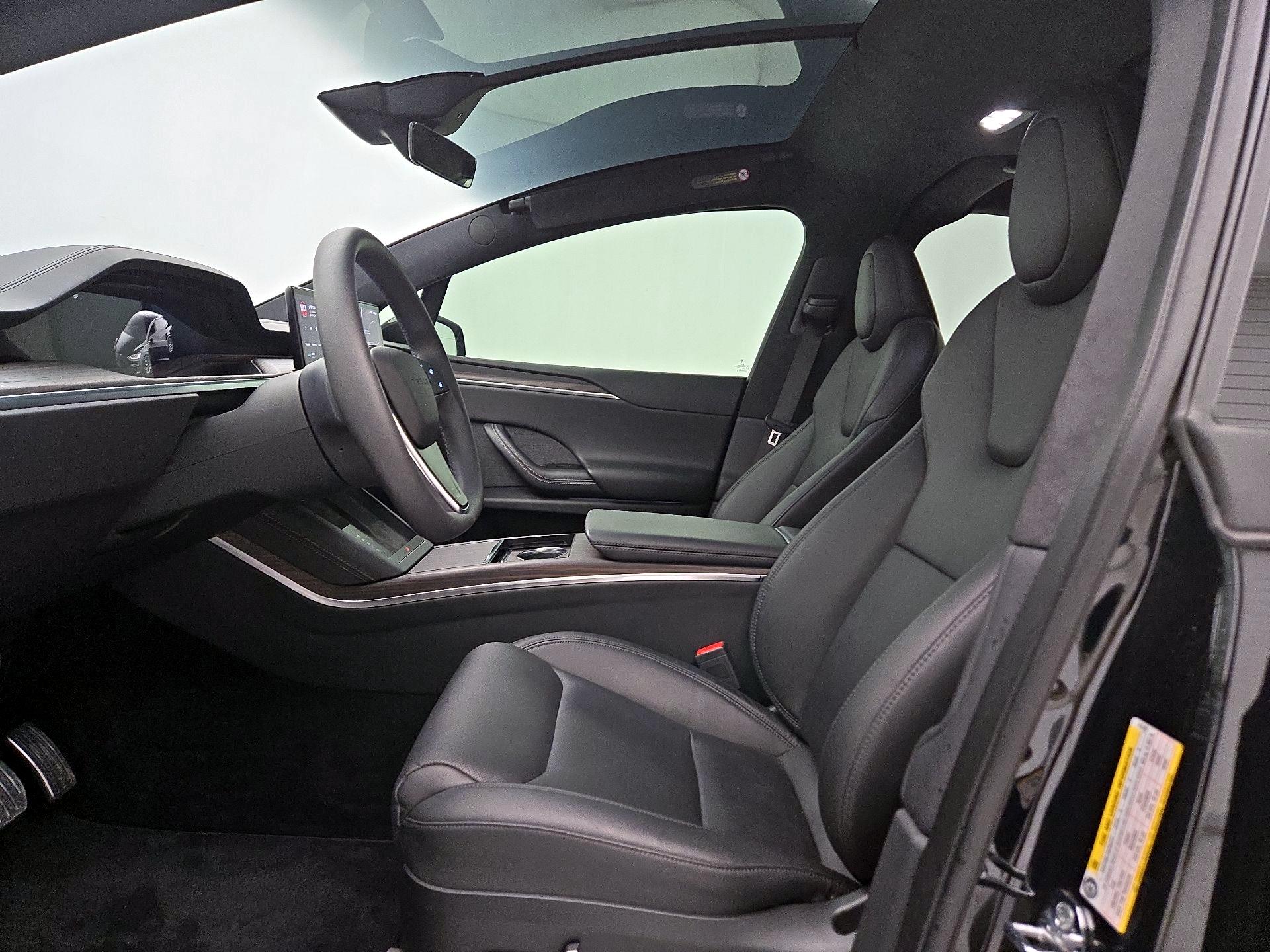 Thumbnail: 2023 Tesla Model X - 11
