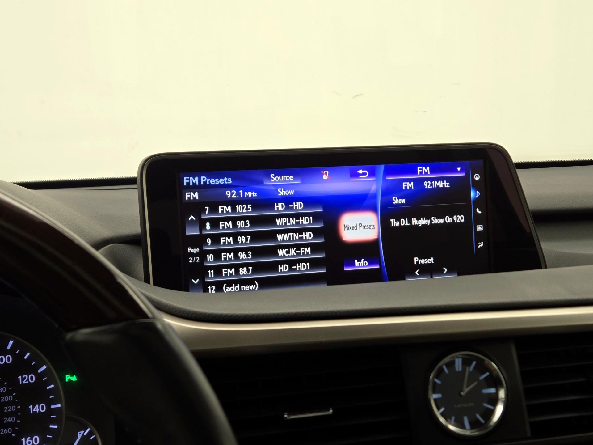 Thumbnail: 2016 Lexus RX - 15
