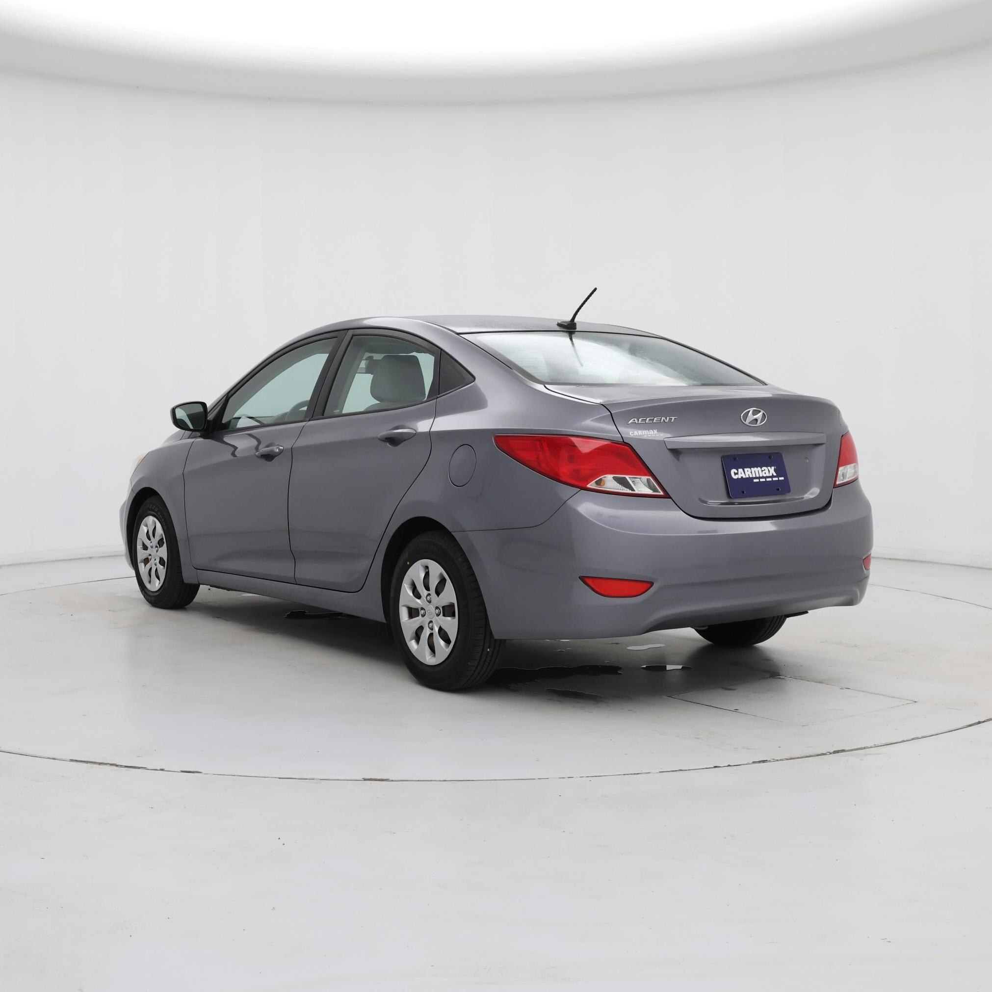 Thumbnail: 2017 Hyundai Accent - 2