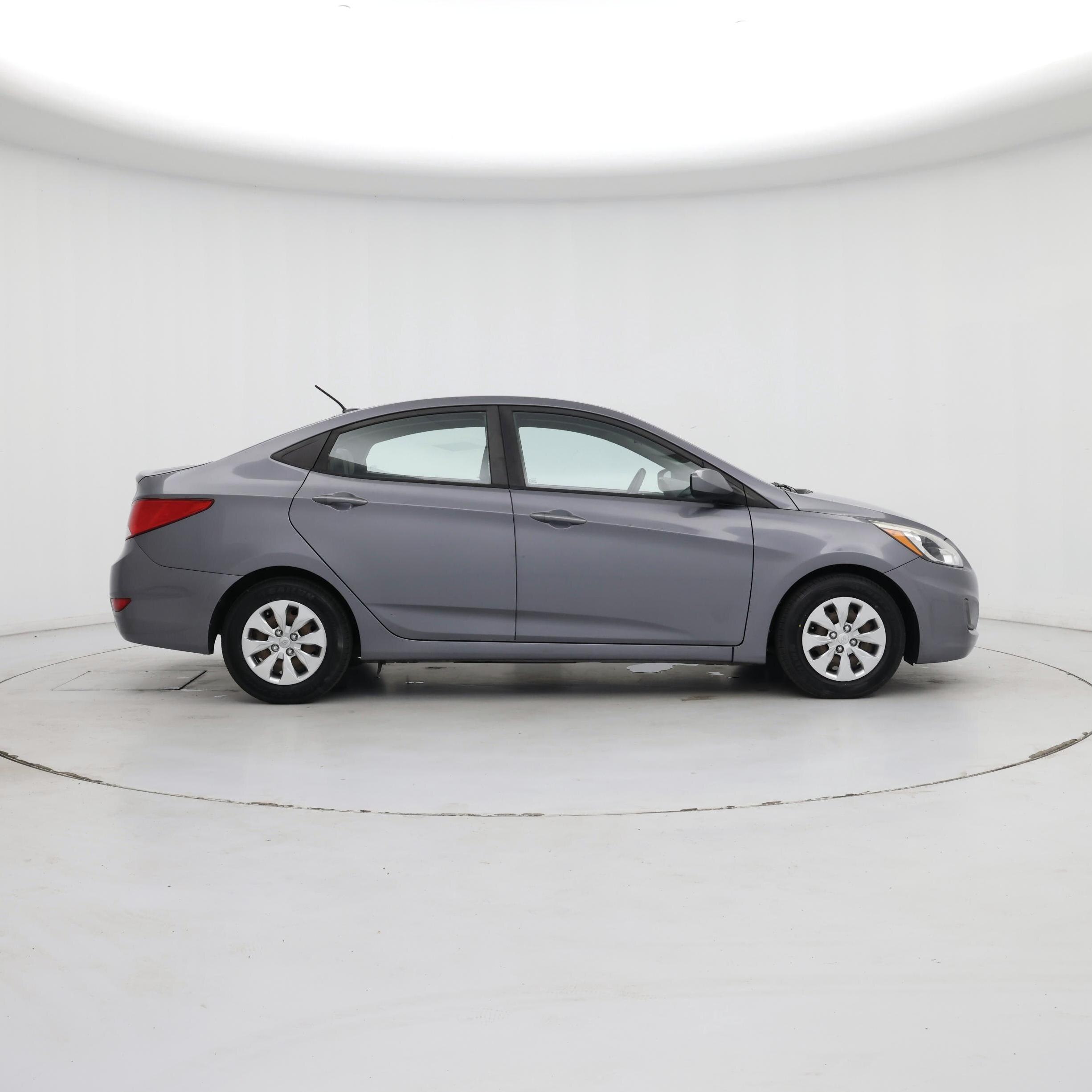 Thumbnail: 2017 Hyundai Accent - 7