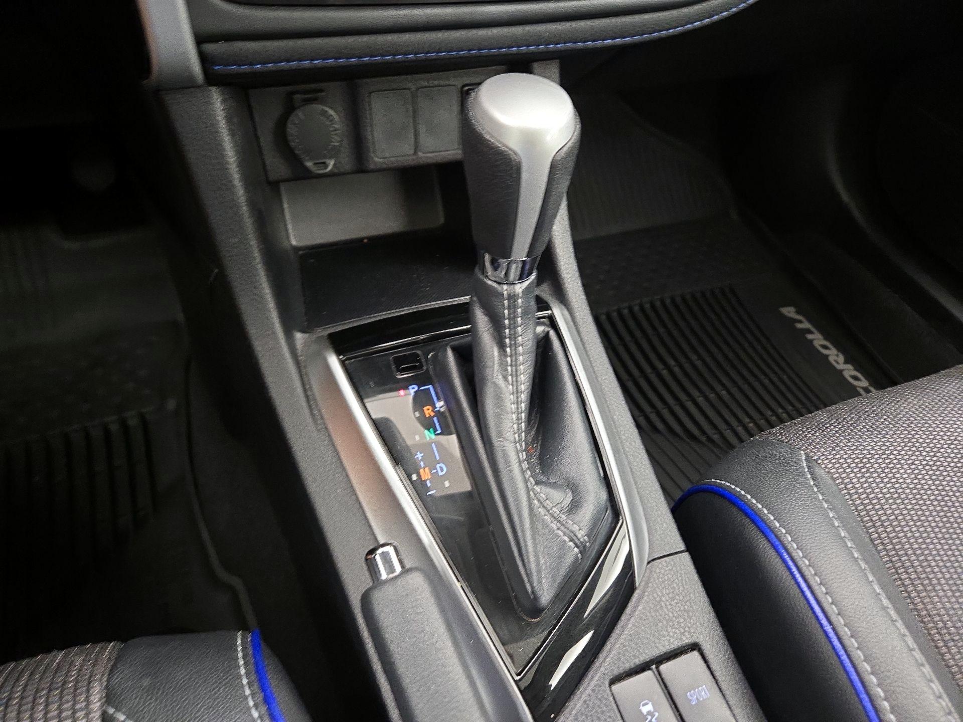 Thumbnail: 2019 Toyota Corolla - 17