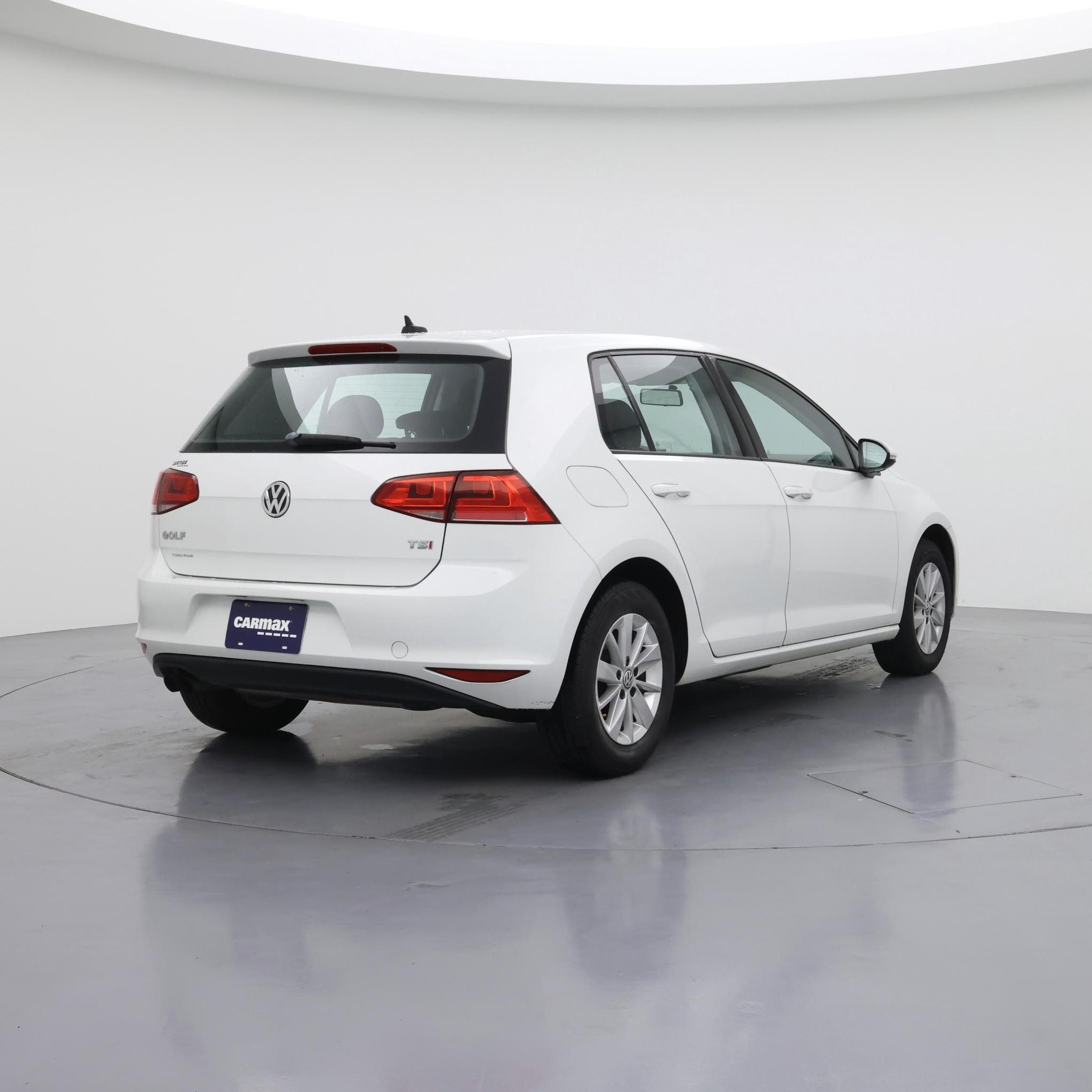 Thumbnail: 2016 Volkswagen Golf - 8