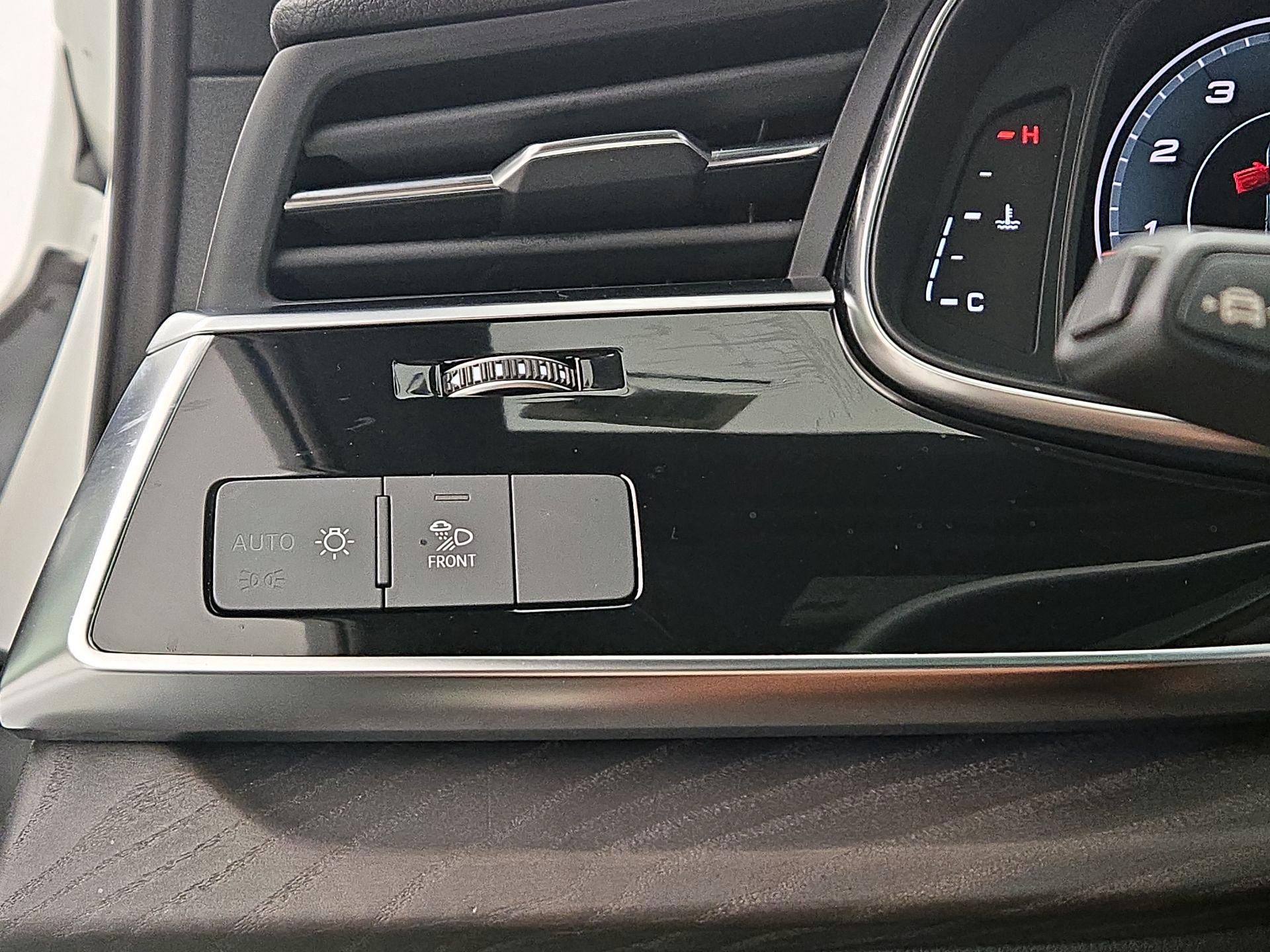 Thumbnail: 2021 Audi Q7 - 13