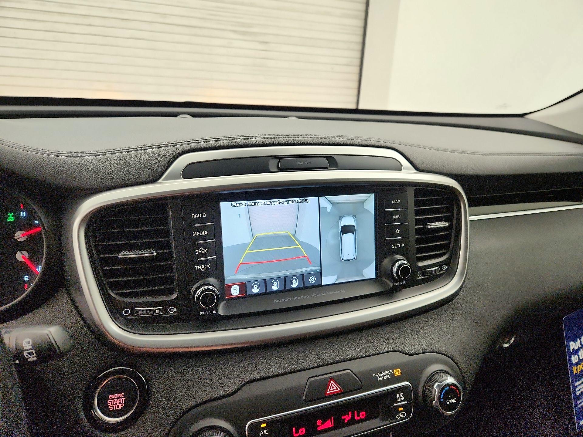 Thumbnail: 2019 Kia Sorento - 14