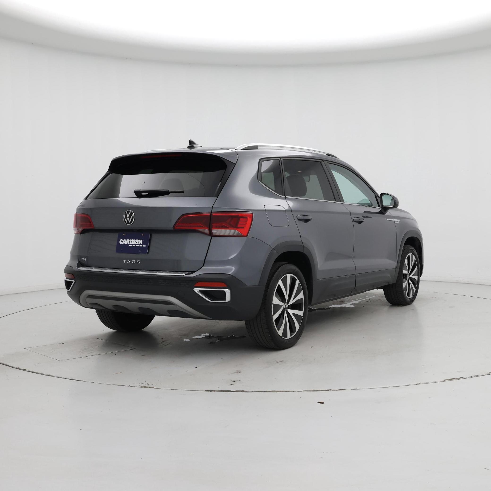 Thumbnail: 2022 Volkswagen Taos - 8
