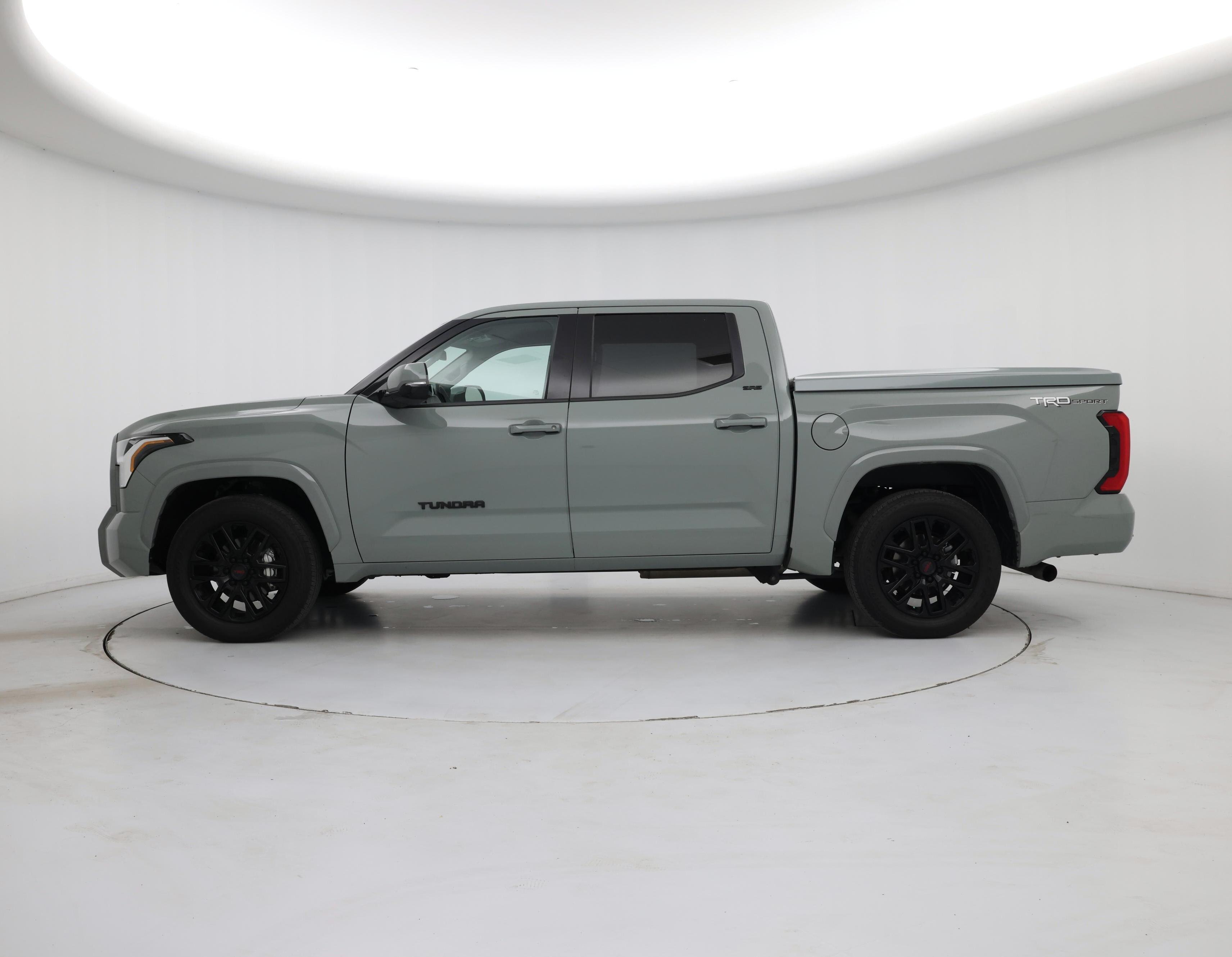 Thumbnail: 2023 Toyota Tundra - 3