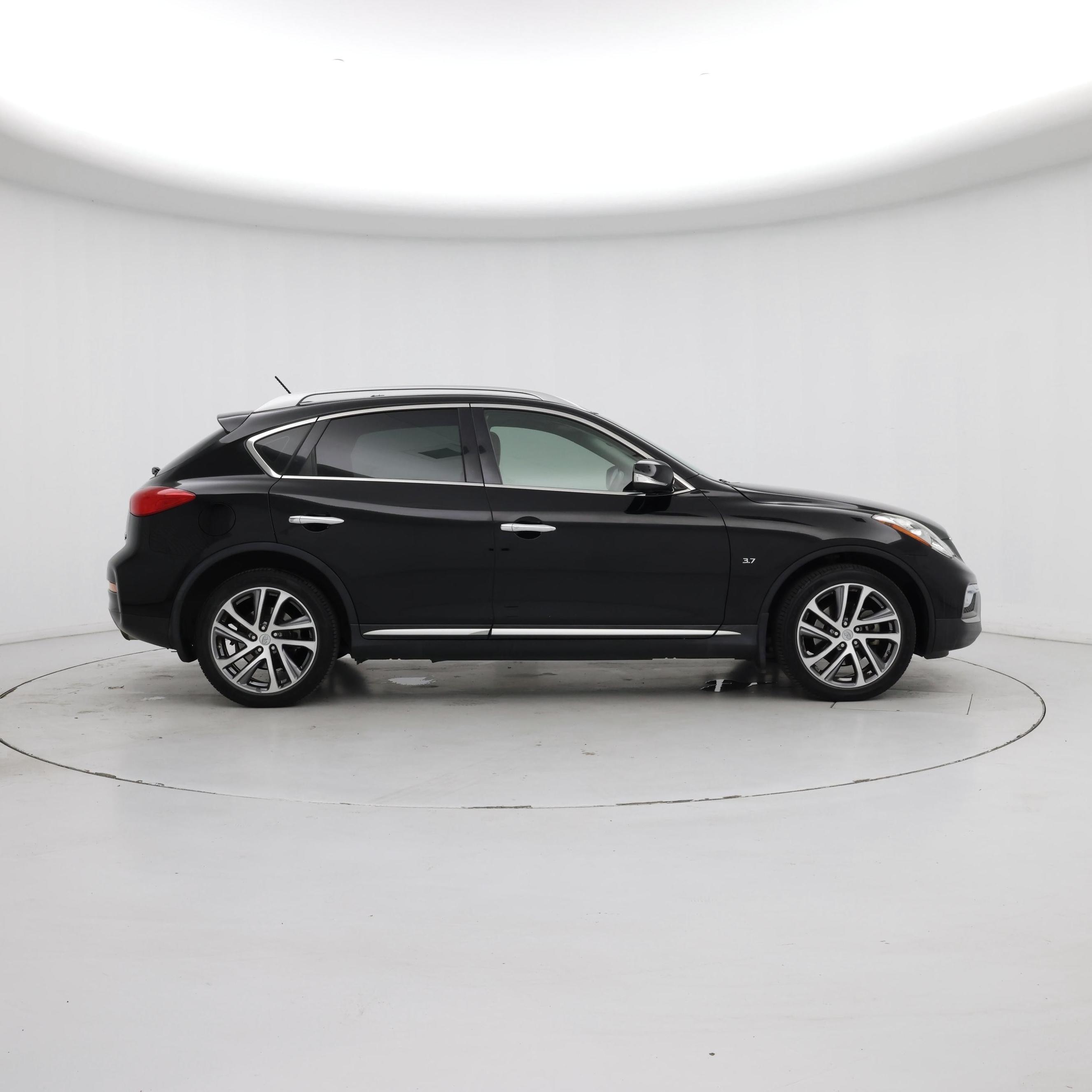 Thumbnail: 2016 INFINITI QX50 - 7