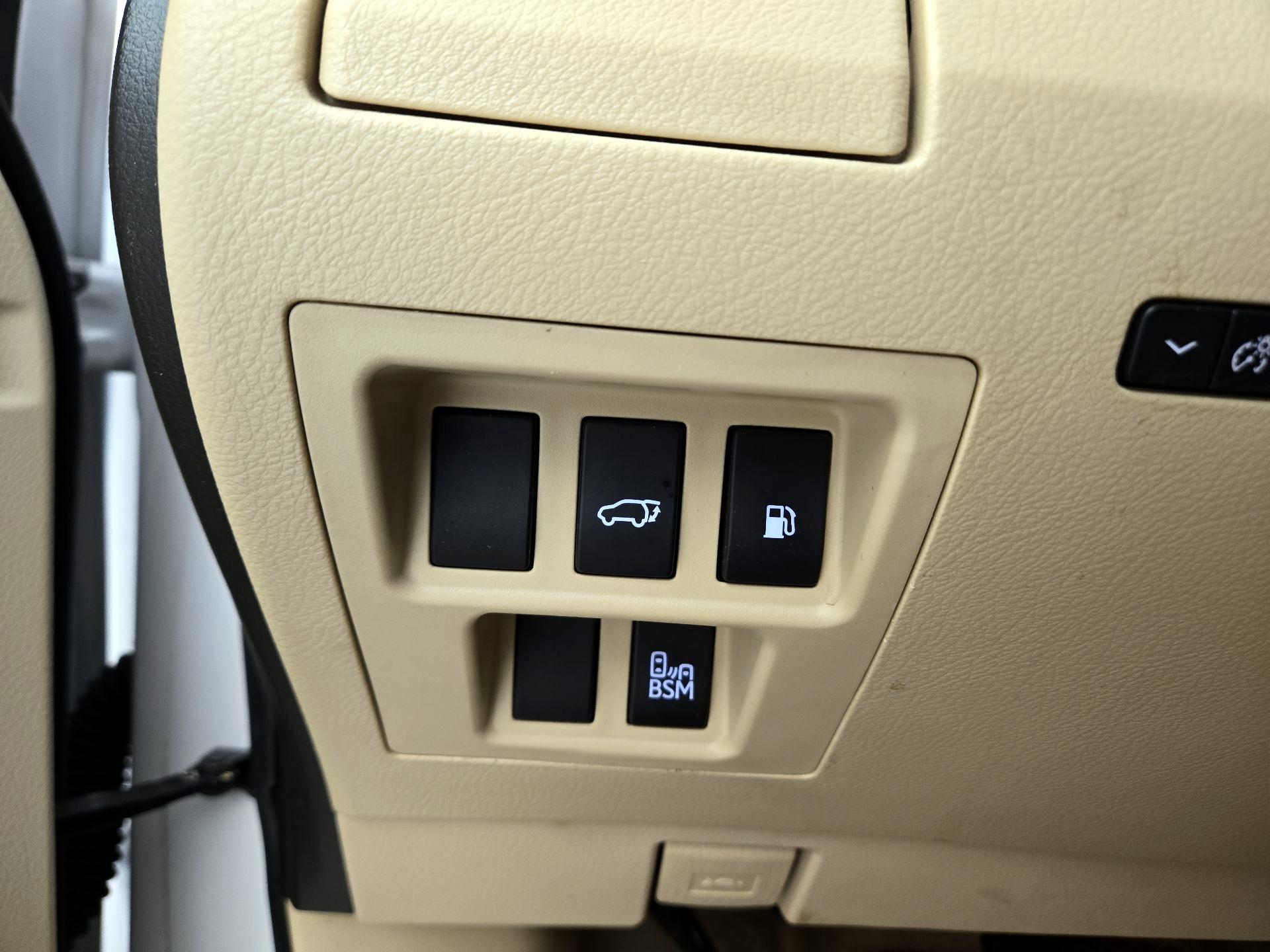 Thumbnail: 2015 Lexus RX - 13