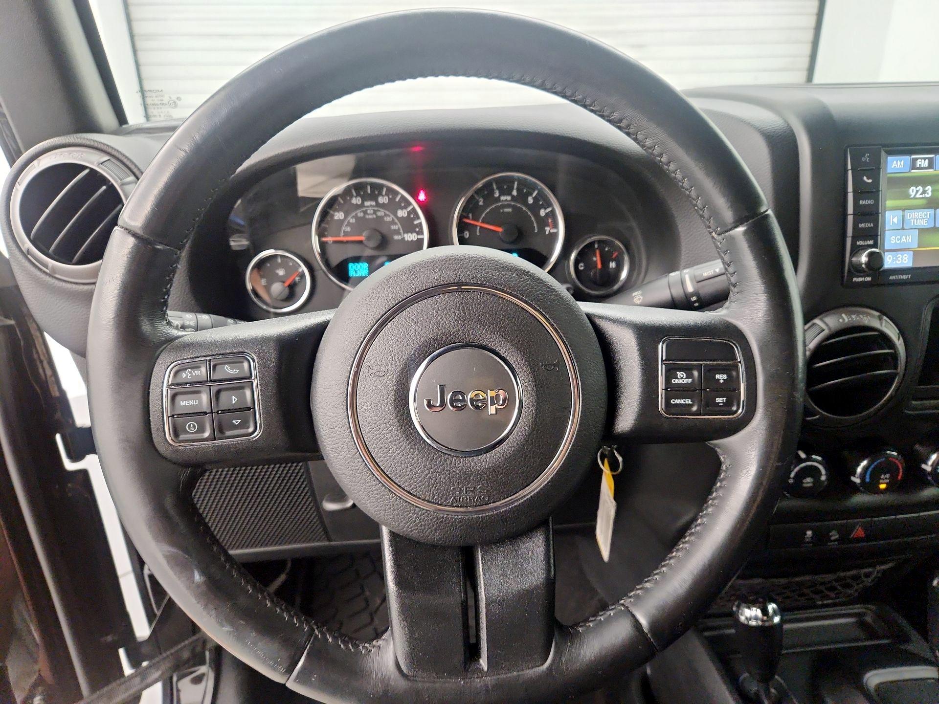 Thumbnail: 2017 Jeep Wrangler - 10