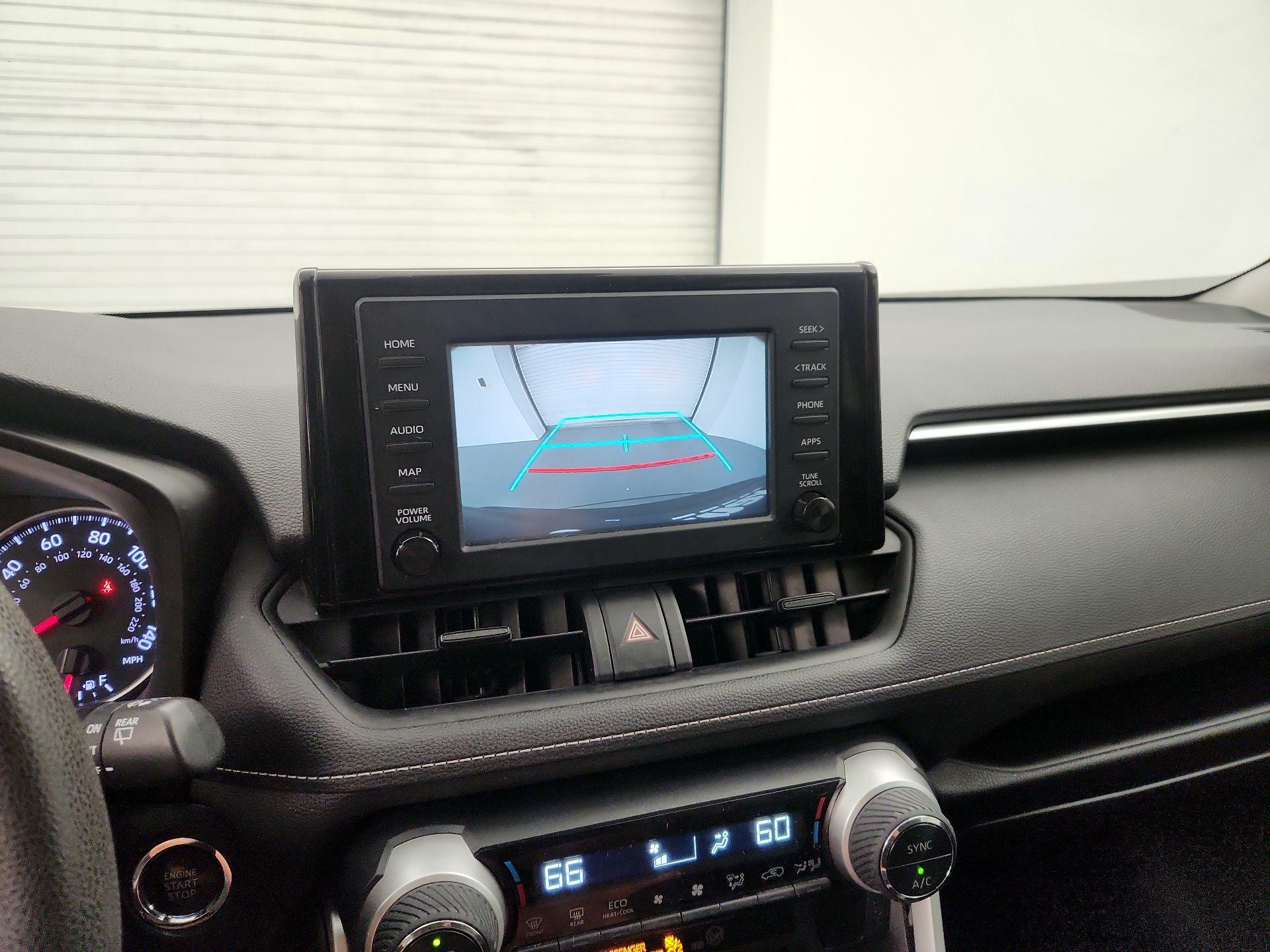 Thumbnail: 2019 Toyota RAV4 - 14