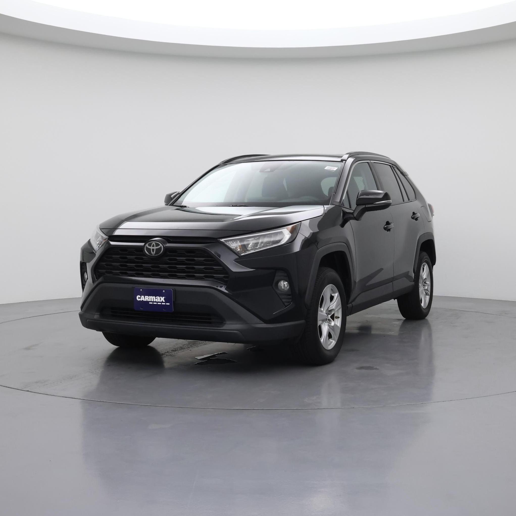 Thumbnail: 2019 Toyota RAV4 - 4