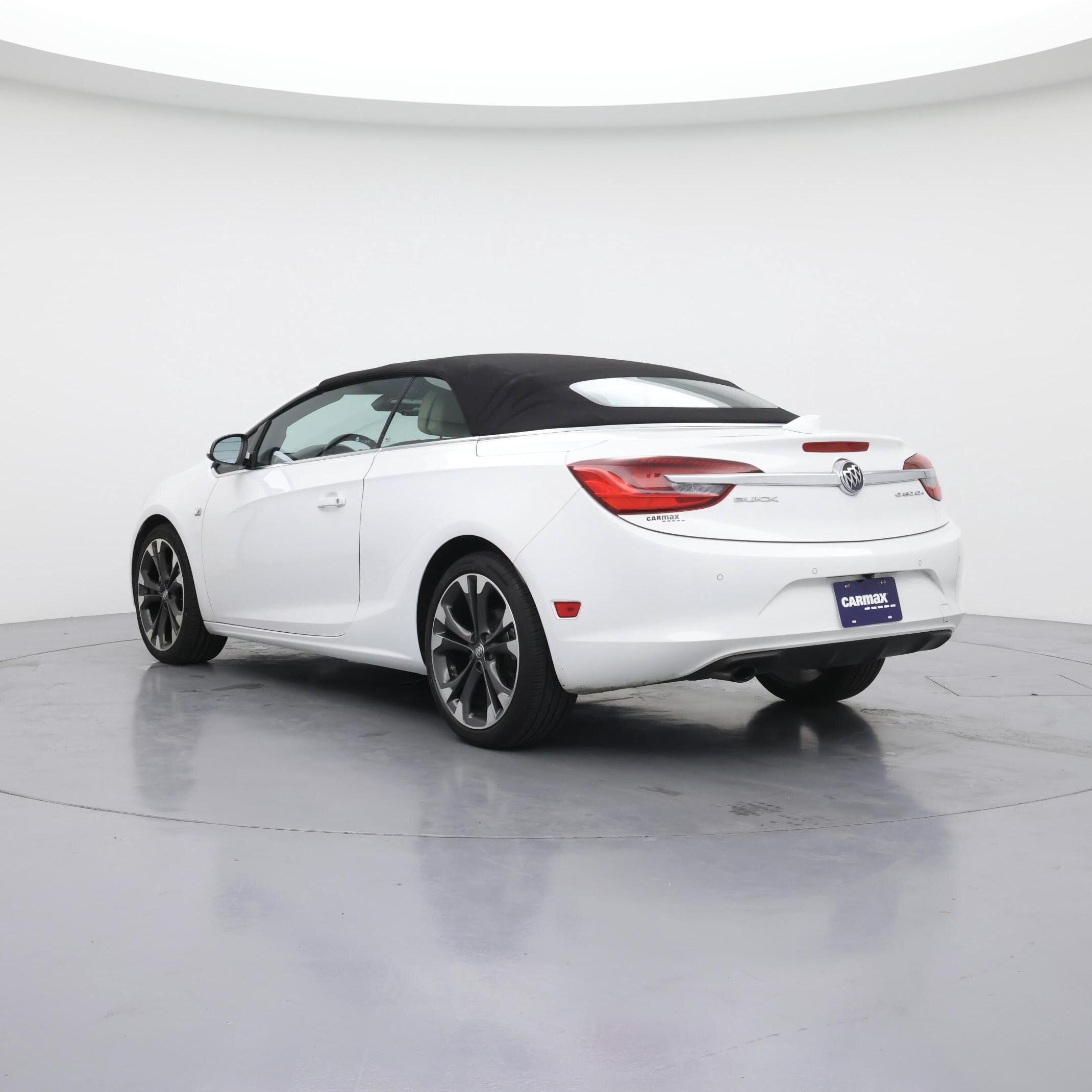 Thumbnail: 2016 Buick Cascada - 2