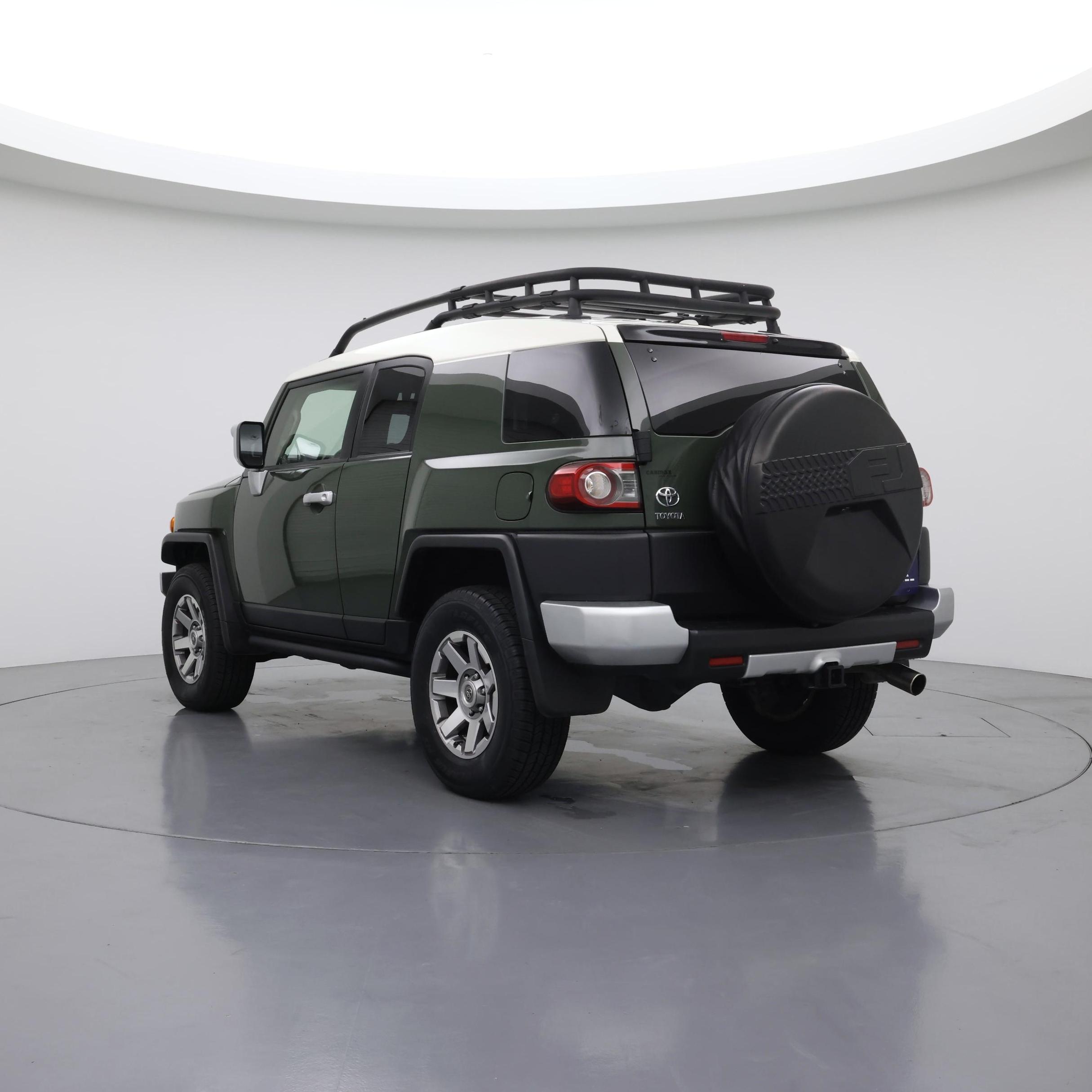 Thumbnail: 2014 Toyota FJ Cruiser - 2