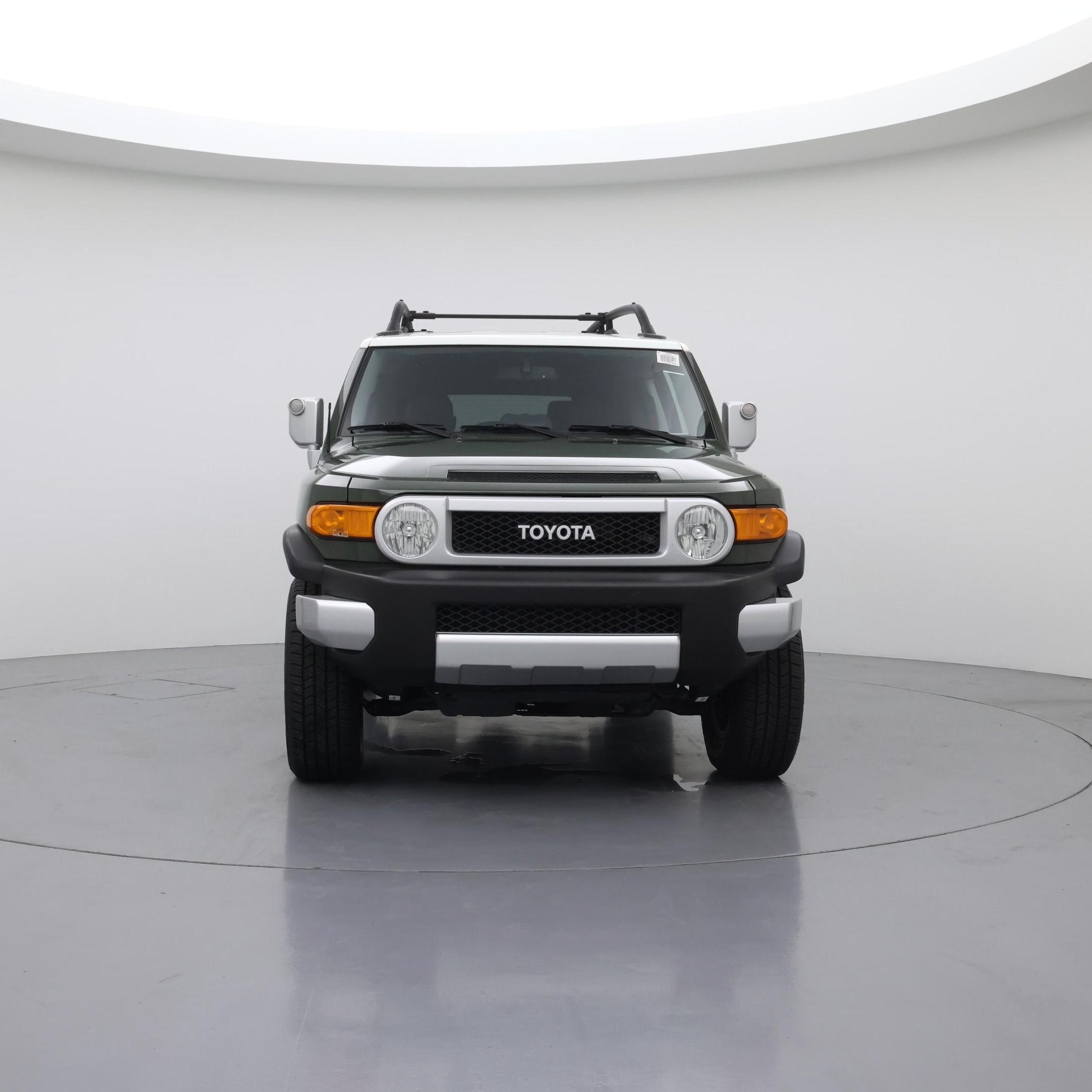 Thumbnail: 2014 Toyota FJ Cruiser - 5