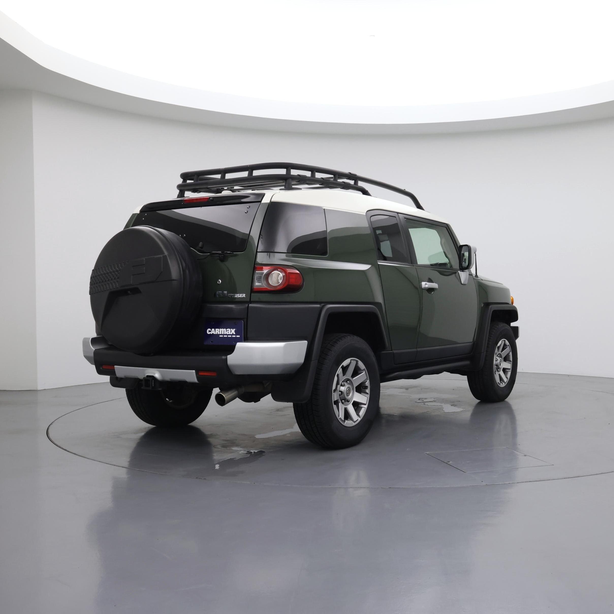 Thumbnail: 2014 Toyota FJ Cruiser - 8