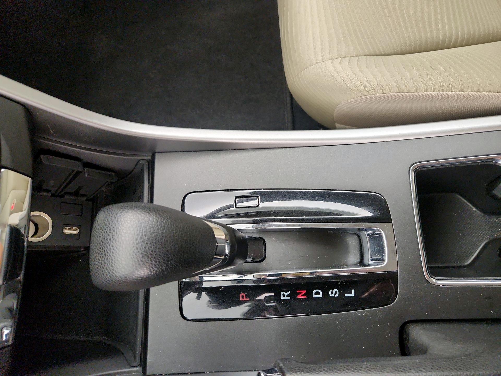 Thumbnail: 2015 Honda Accord - 17